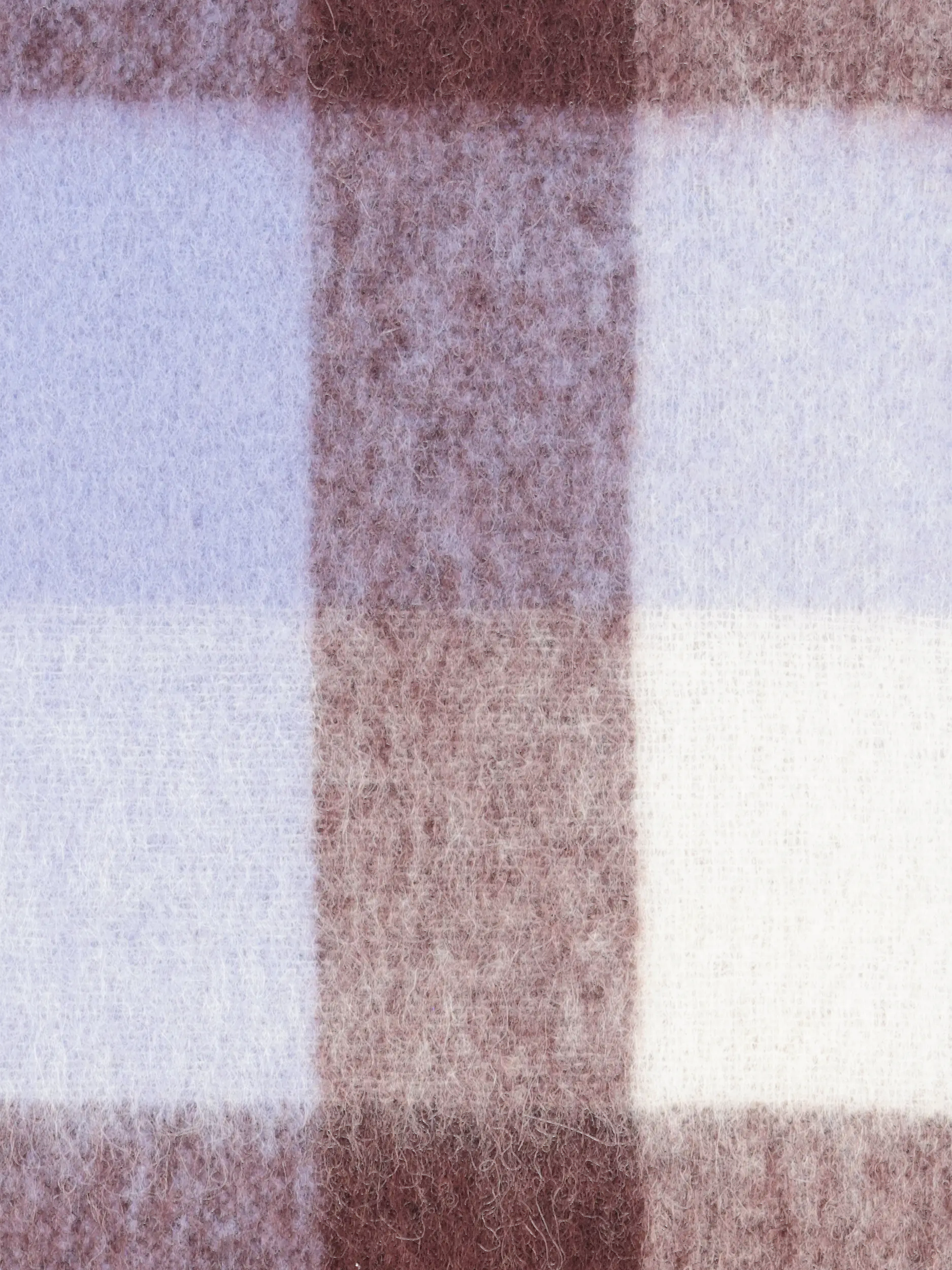 Schal 'Alex' - Artikel weitere Detailansicht 1 - Farbe: Violett