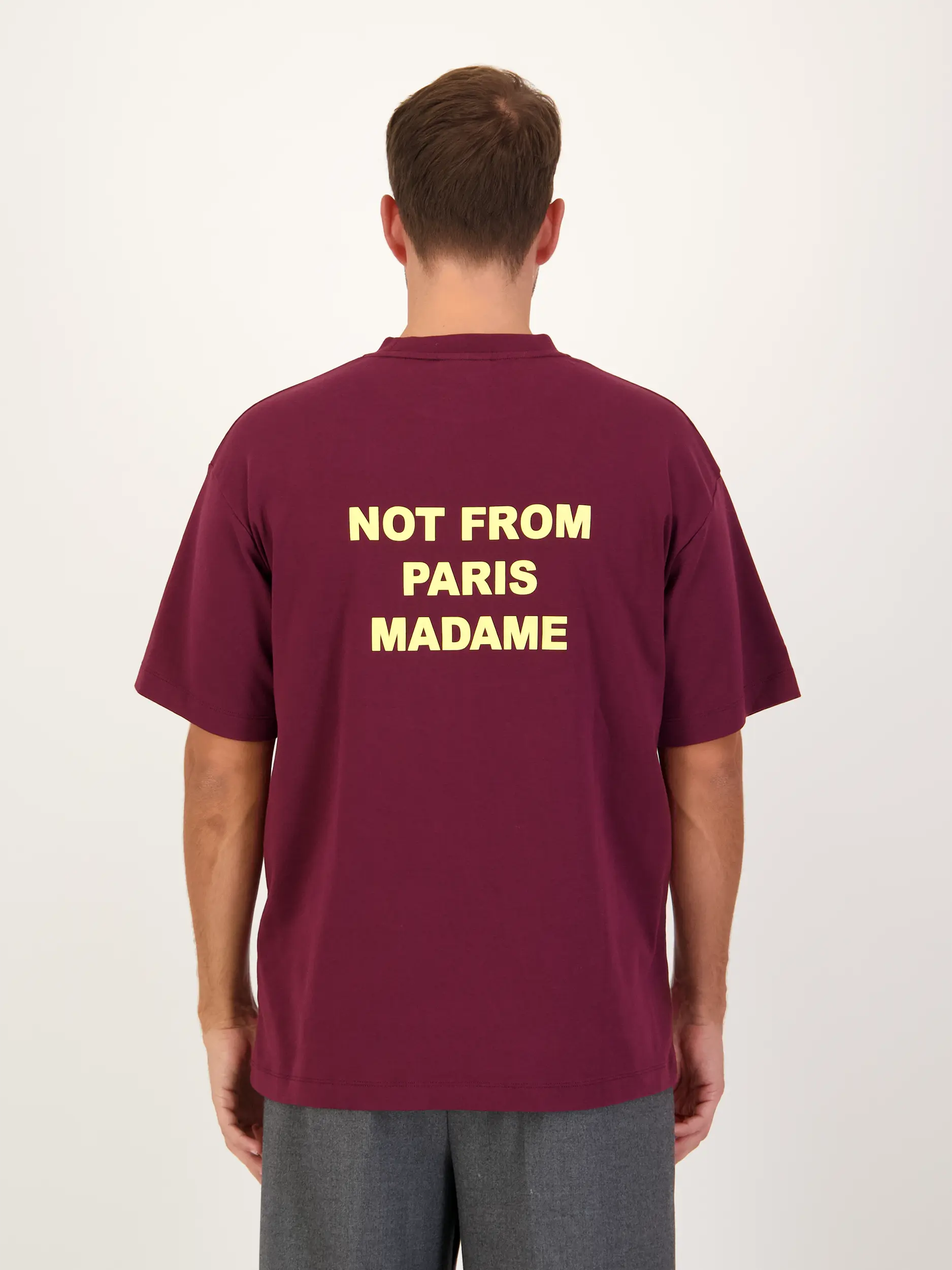 T-Shirt - Artikel Rückseite getragen von einem Modell - Farbe: Rot