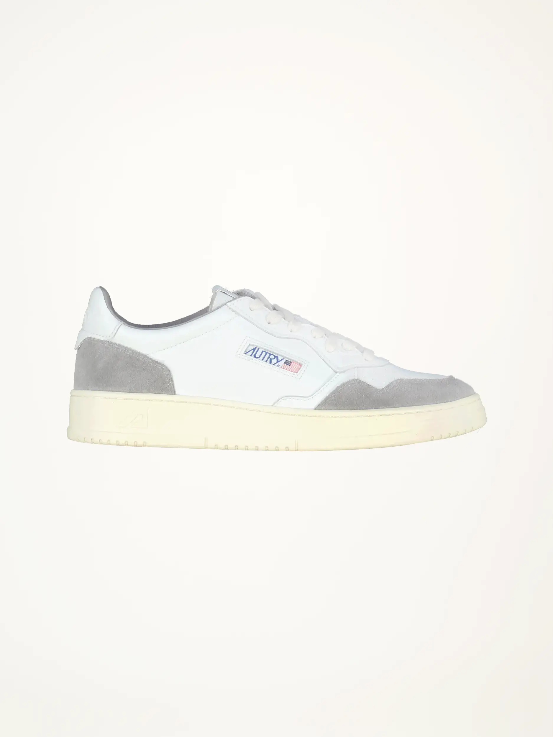 Sneaker 'Medalist' aus Leder - Artikelansicht - Farbe: Grau