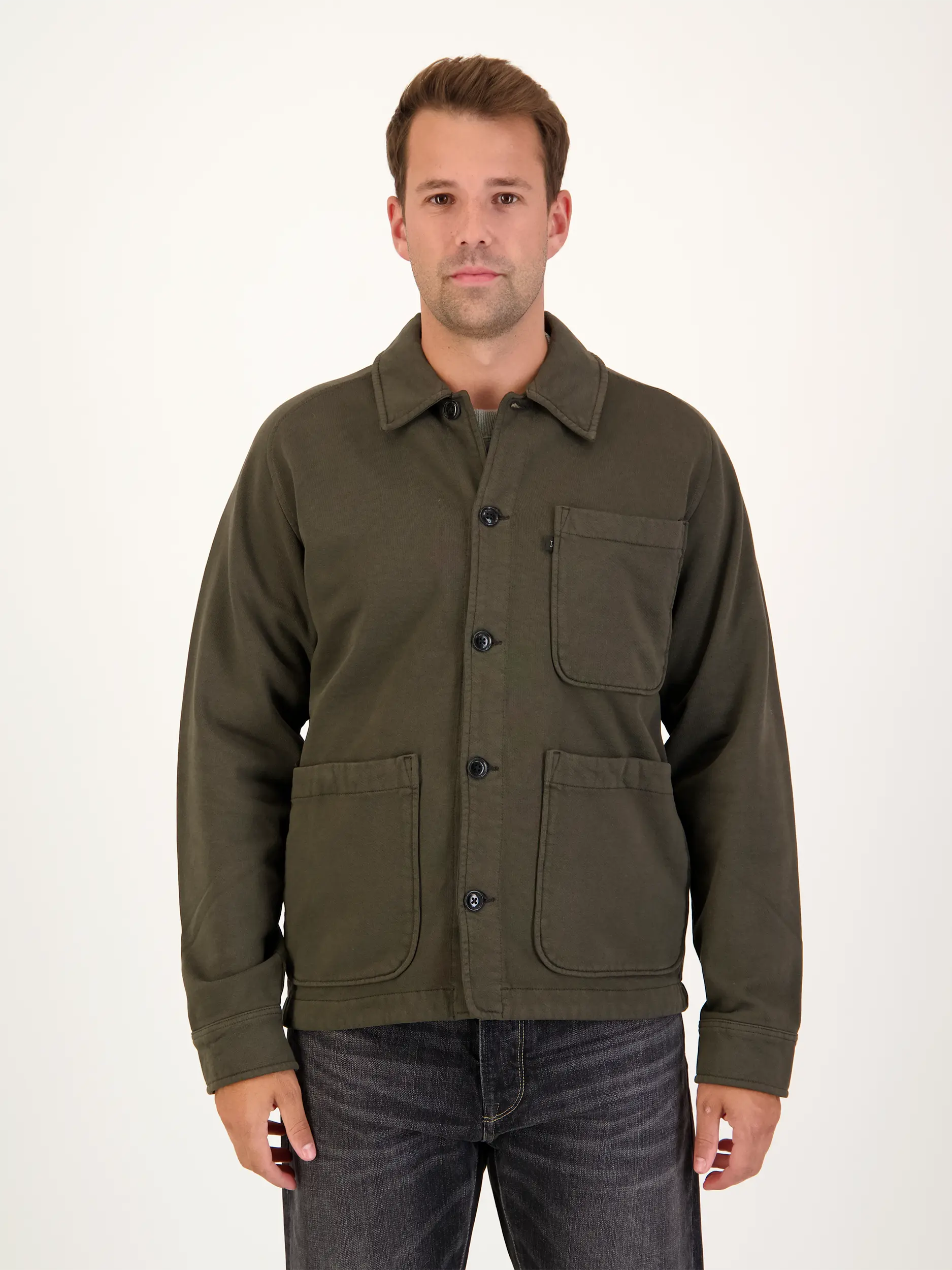 Overshirt 'Felix' - Artikel Vorderseite getragen von einem Modell - Farbe: Braun