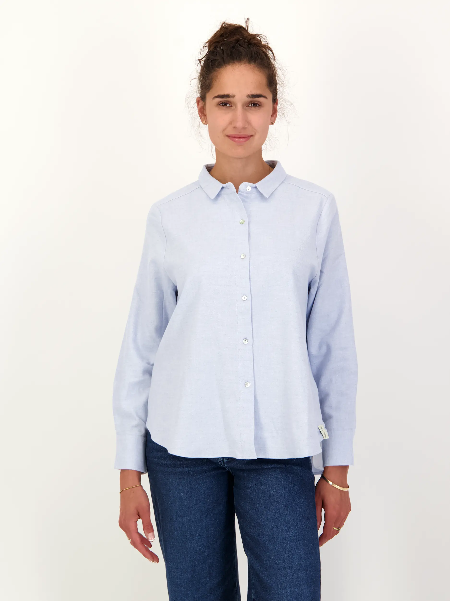 Bluse langarm - Artikel Vorderseite getragen von einem Modell - Farbe: Blau