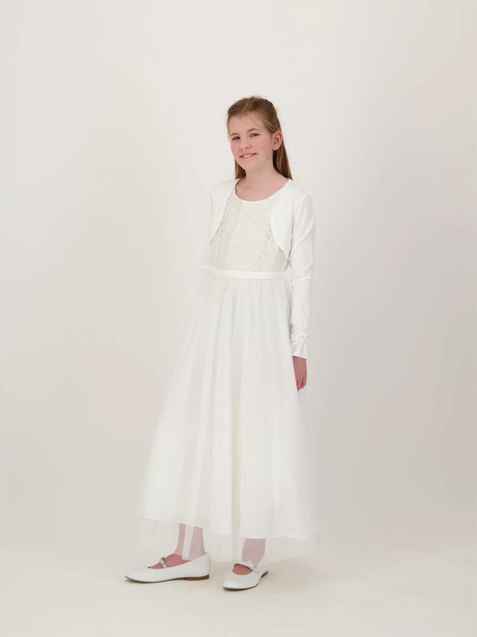 Mädchen Kommunionkleid  - Artikel Teil eines Outfits getragen von einem Modell - Farbe: Creme