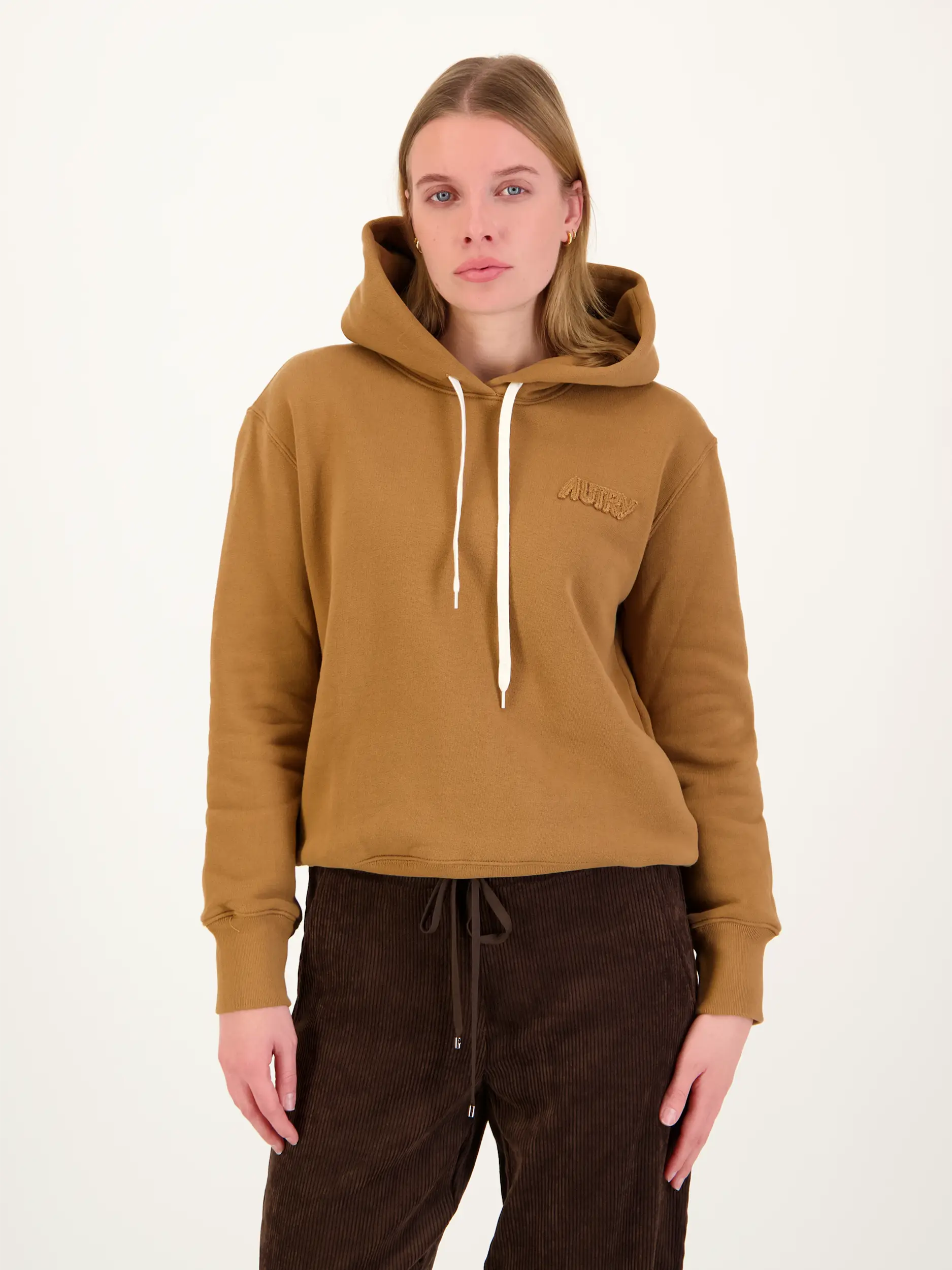 Sweatshirt  - Artikel Vorderseite getragen von einem Modell - Farbe: Braun