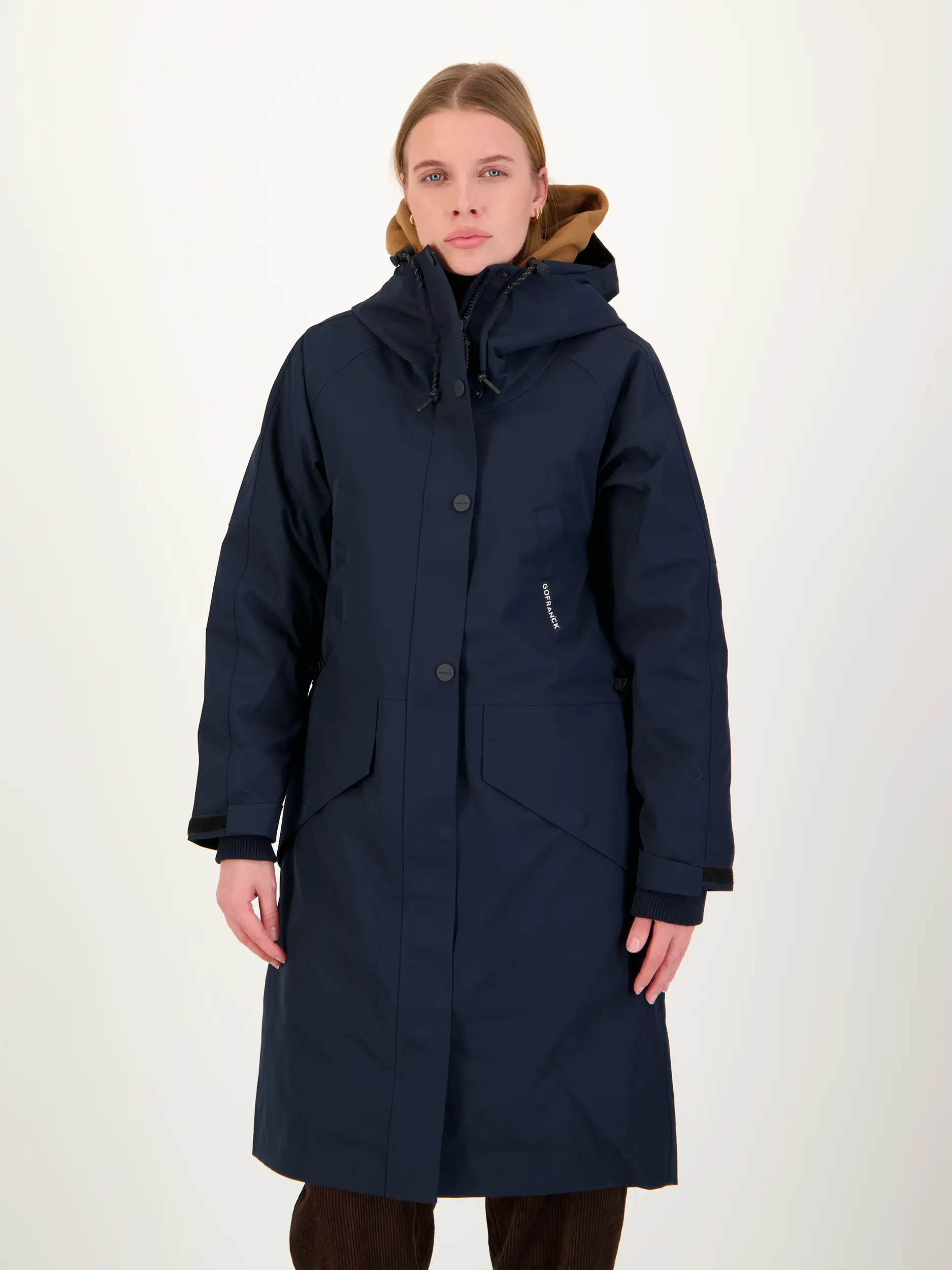 Mantel 'cold winter' - Artikel Vorderseite getragen von einem Modell - Farbe: Blau