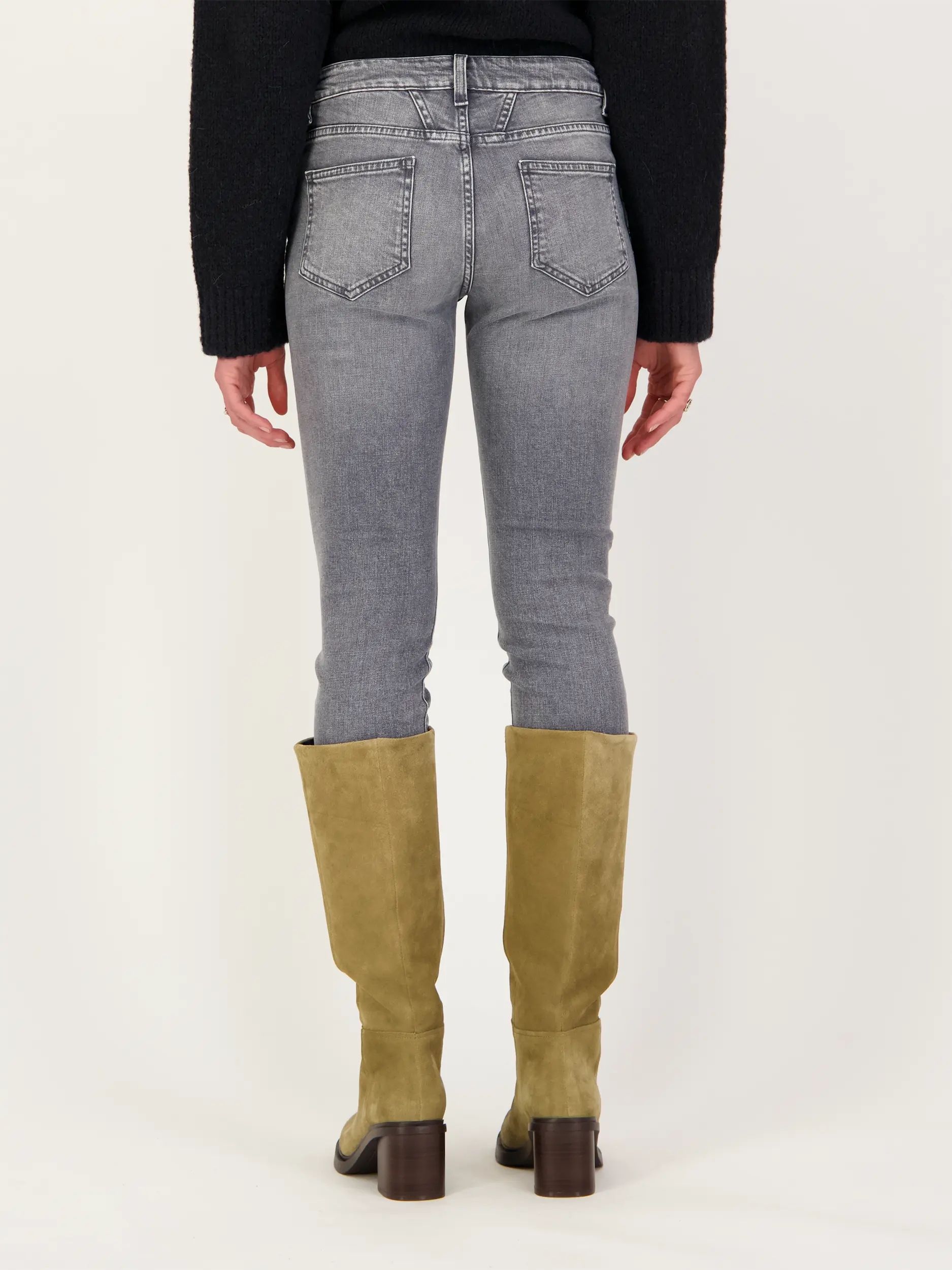 Mid Rise Slim Fit Jeans 'Baker' - Artikel Rückseite getragen von einem Modell - Farbe: Grau