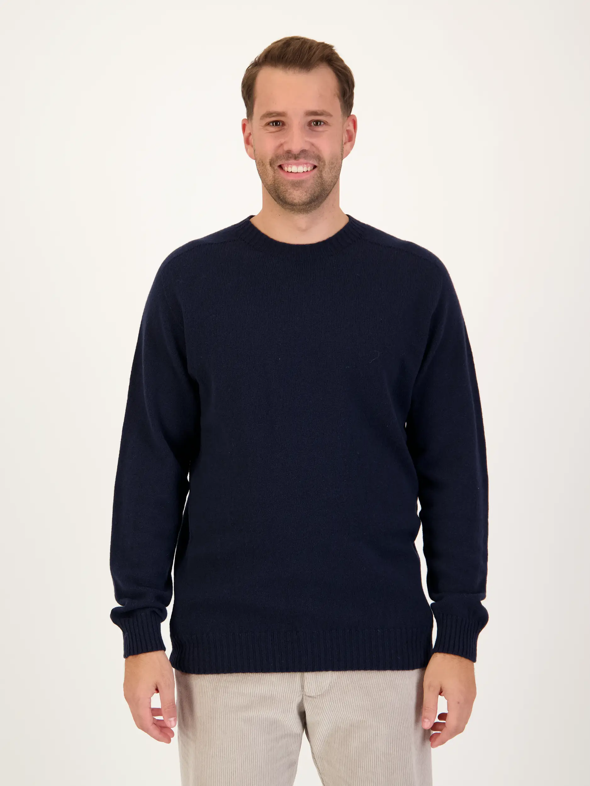 Pullover aus Woll-Mix langarm - Artikel Vorderseite getragen von einem Modell - Farbe: Blau