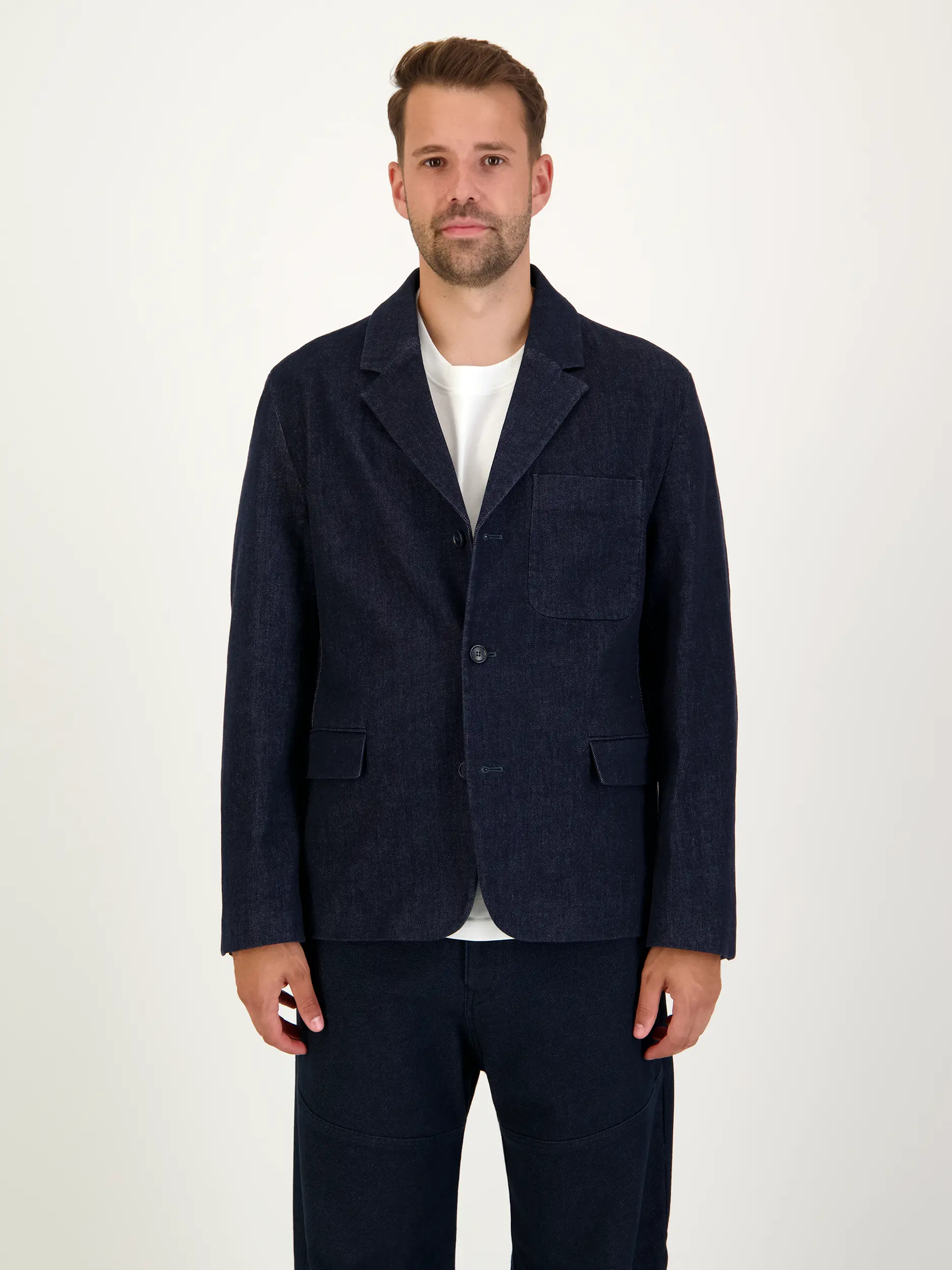 Denim Sakko 'Samico' - Artikel Vorderseite getragen von einem Modell - Farbe: Blau