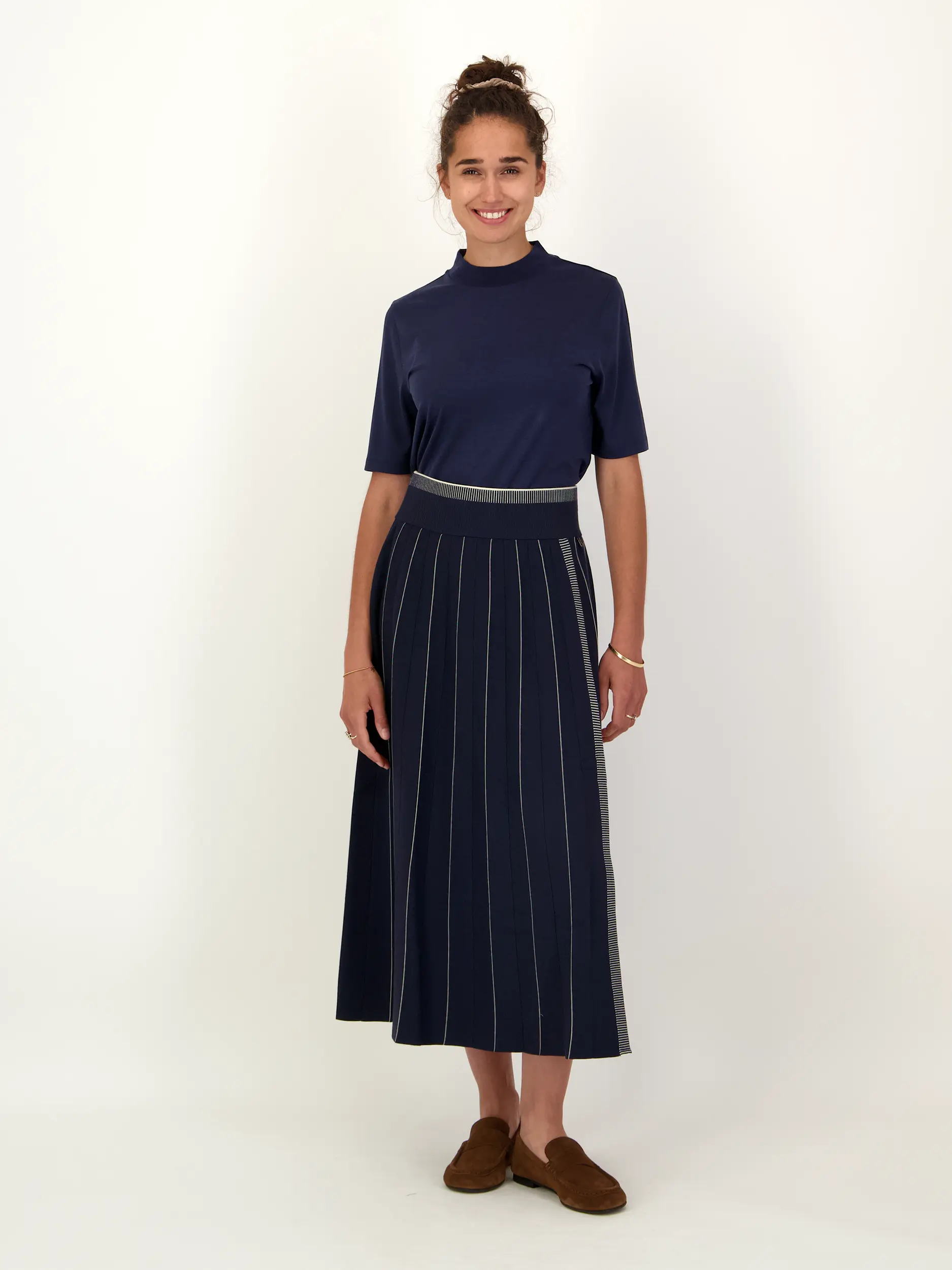 T-Shirt 'Willow' aus Wolle 3/4-Arm - Artikel Teil eines Outfits getragen von einem Modell - Farbe: Blau