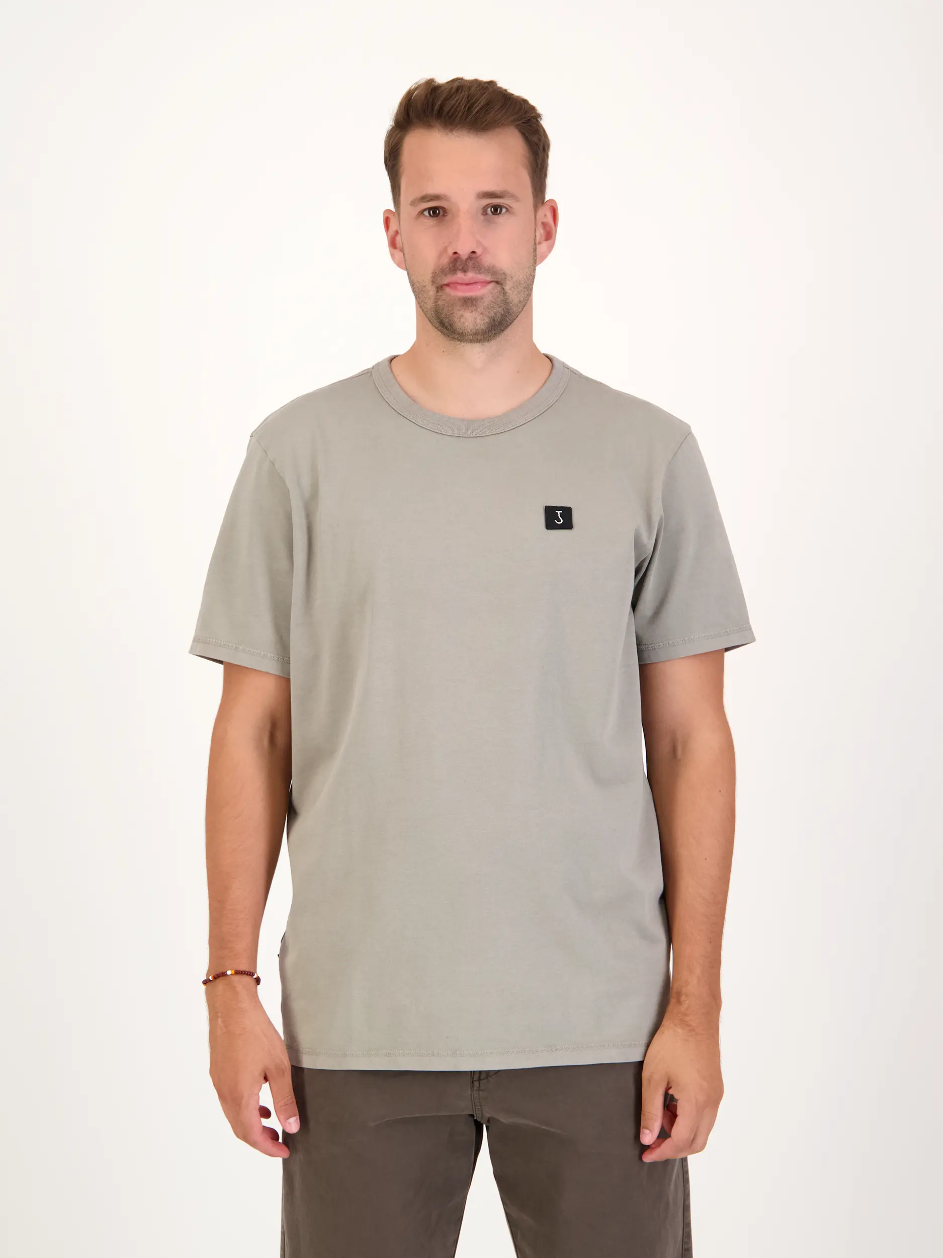 T-Shirt - Artikel Vorderseite getragen von einem Modell - Farbe: Grau