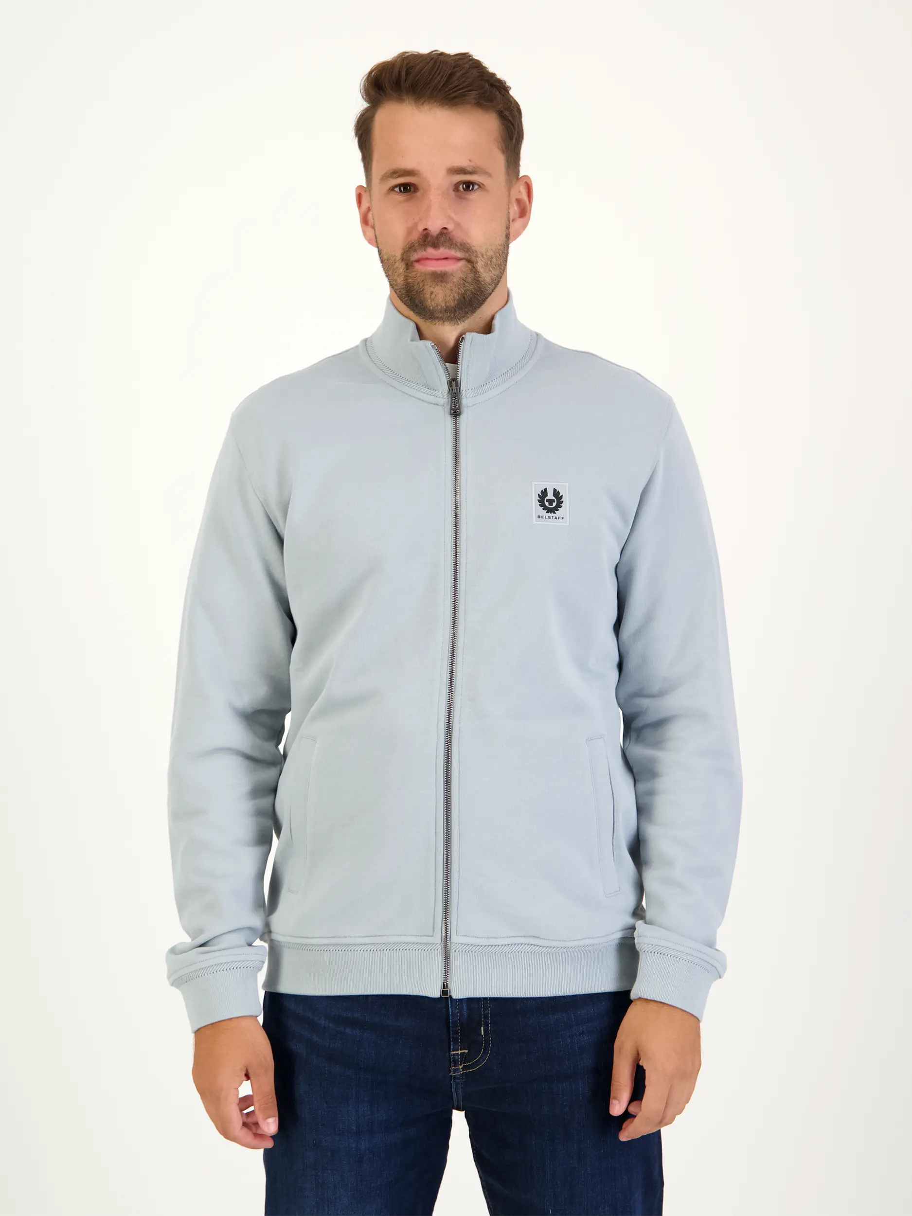 Sweatjacke - Artikel Vorderseite getragen von einem Modell - Farbe: Blau