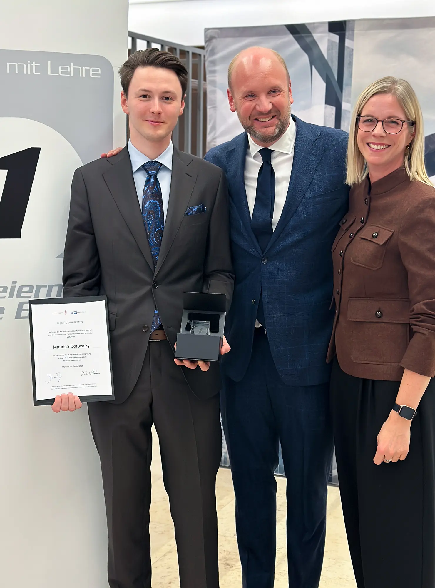 Das Bild zeigt, Andreas Weitkamp, Maurice Borowsky und Yvonne Frerichmann