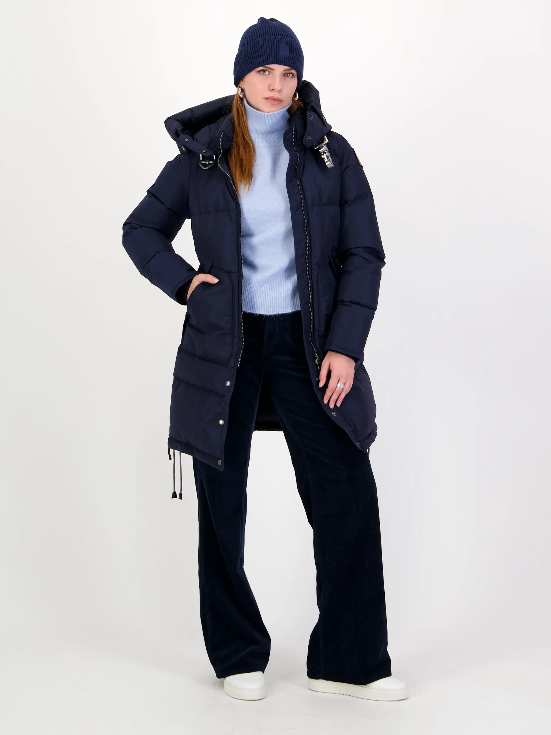 Kurzmantel 'Longbear' - Artikel Teil eines Outfits getragen von einem Modell