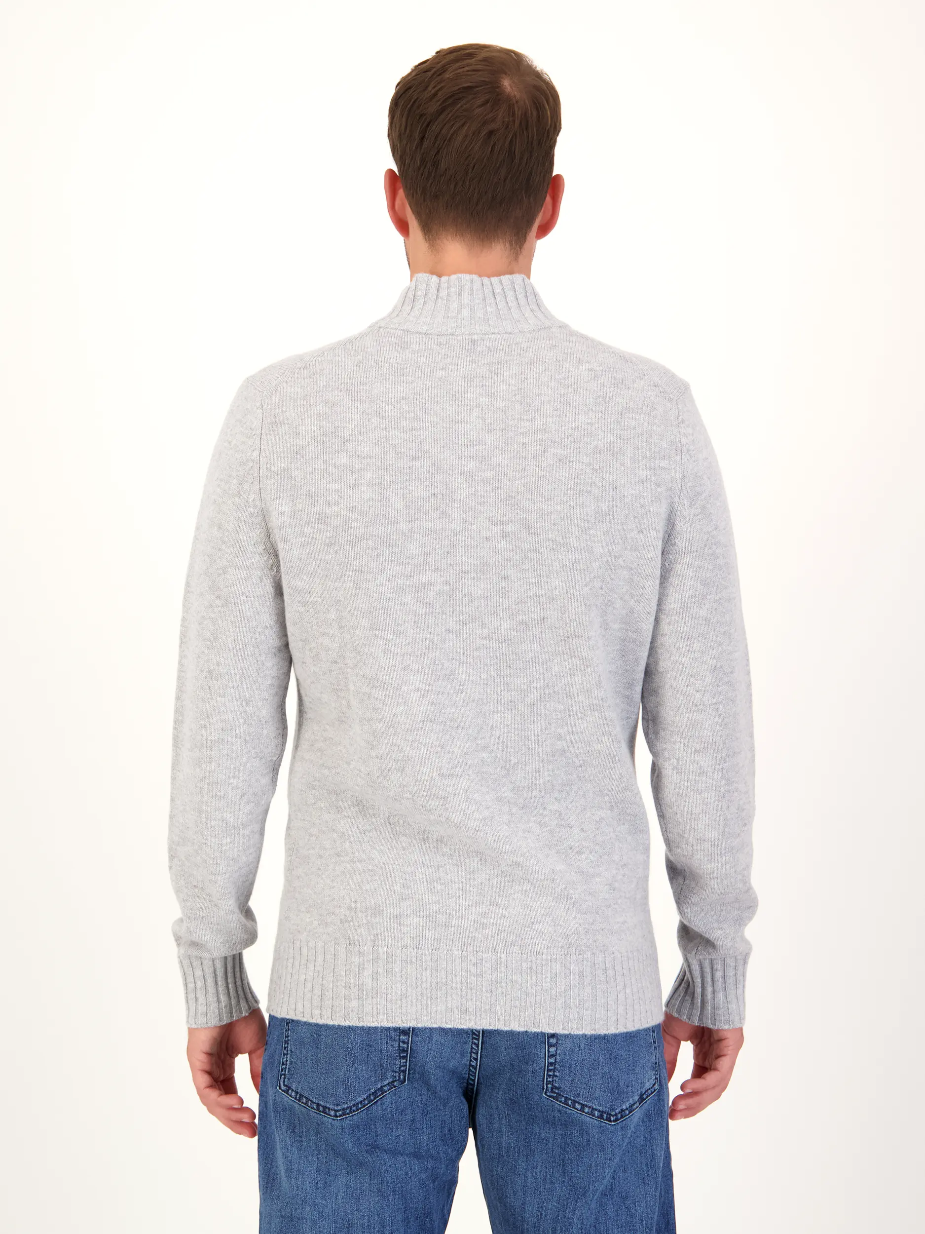 Pullover 'Capua' aus Merinowoll-Mix - Artikel Rückseite getragen von einem Modell - Farbe: Grau