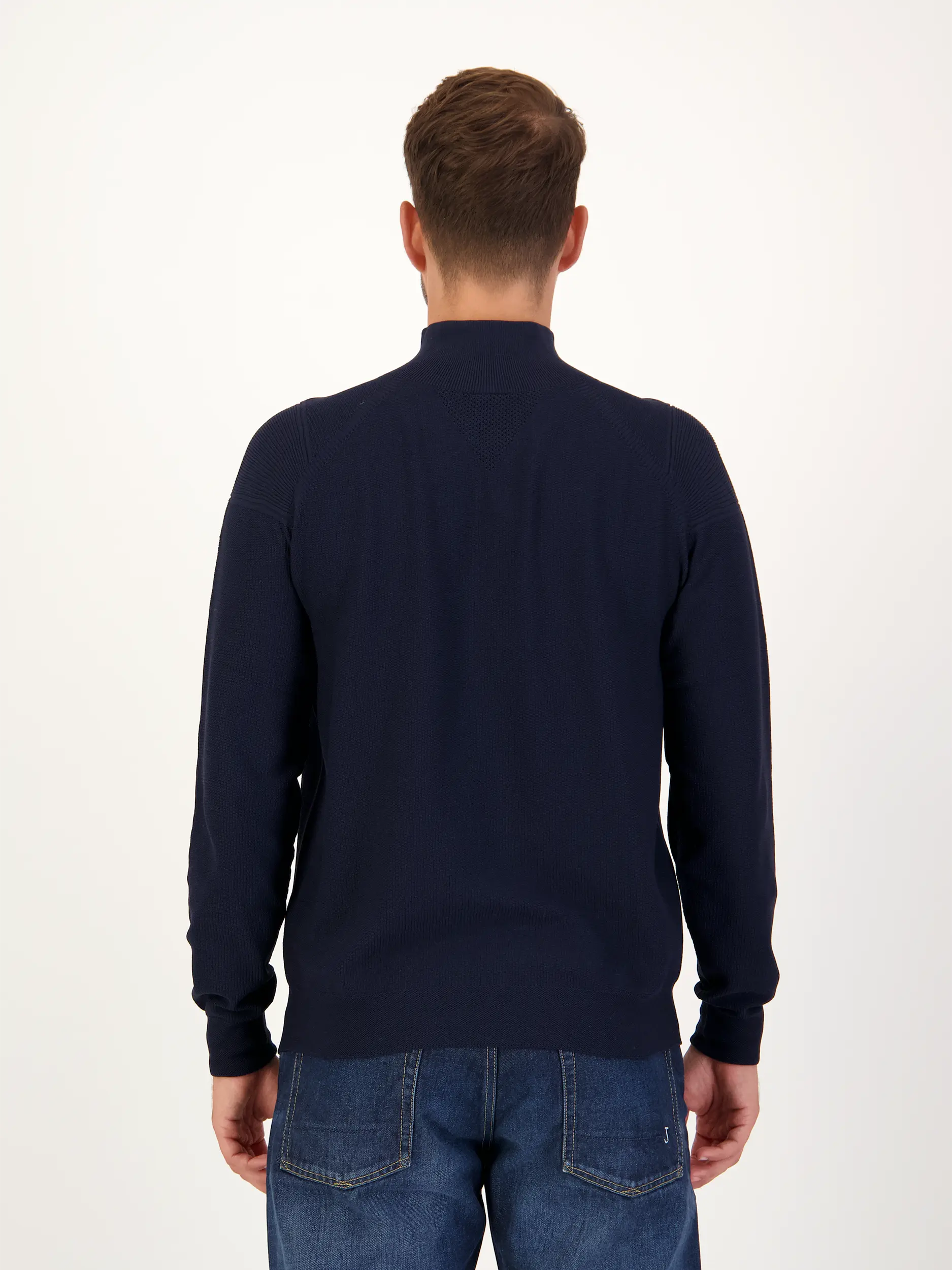 Pullover 'Frost' - Artikel Rückseite getragen von einem Modell - Farbe: Blau