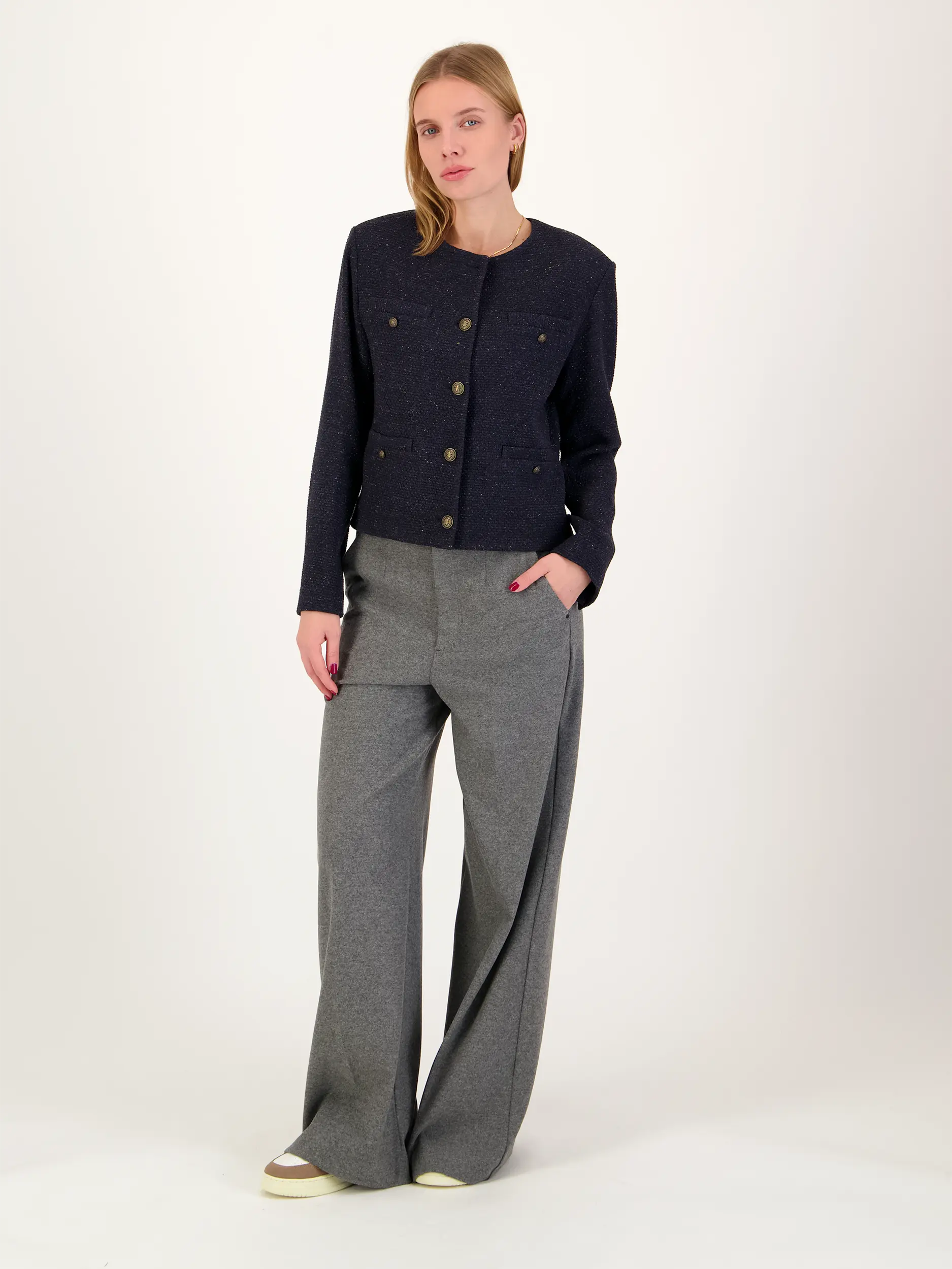 Blazer  - Artikel Teil eines Outfits getragen von einem Modell - Farbe: Blau