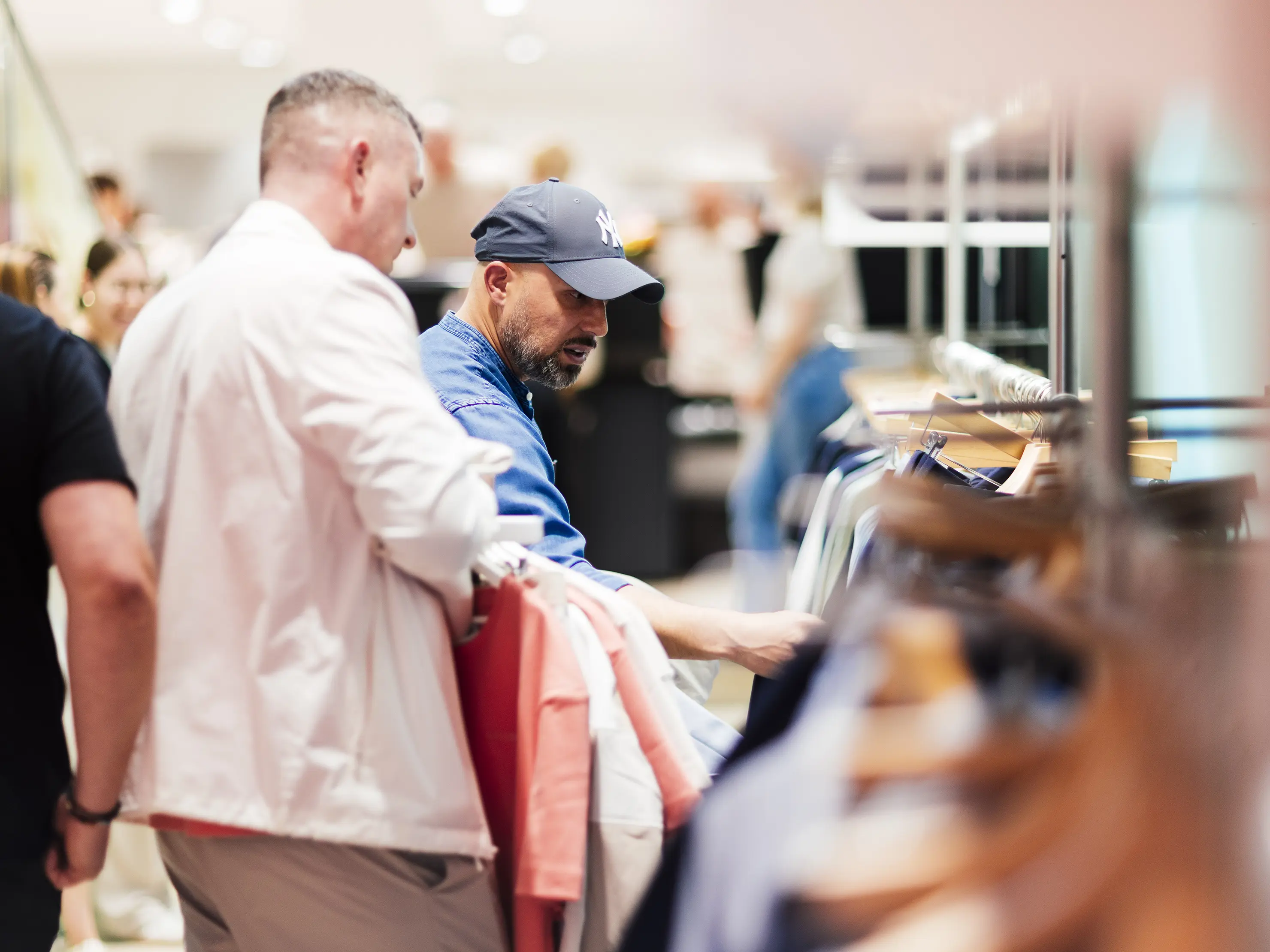 Beratung und Erlebnis – AlphaTauri-Event bei Schnitzler – Beratung