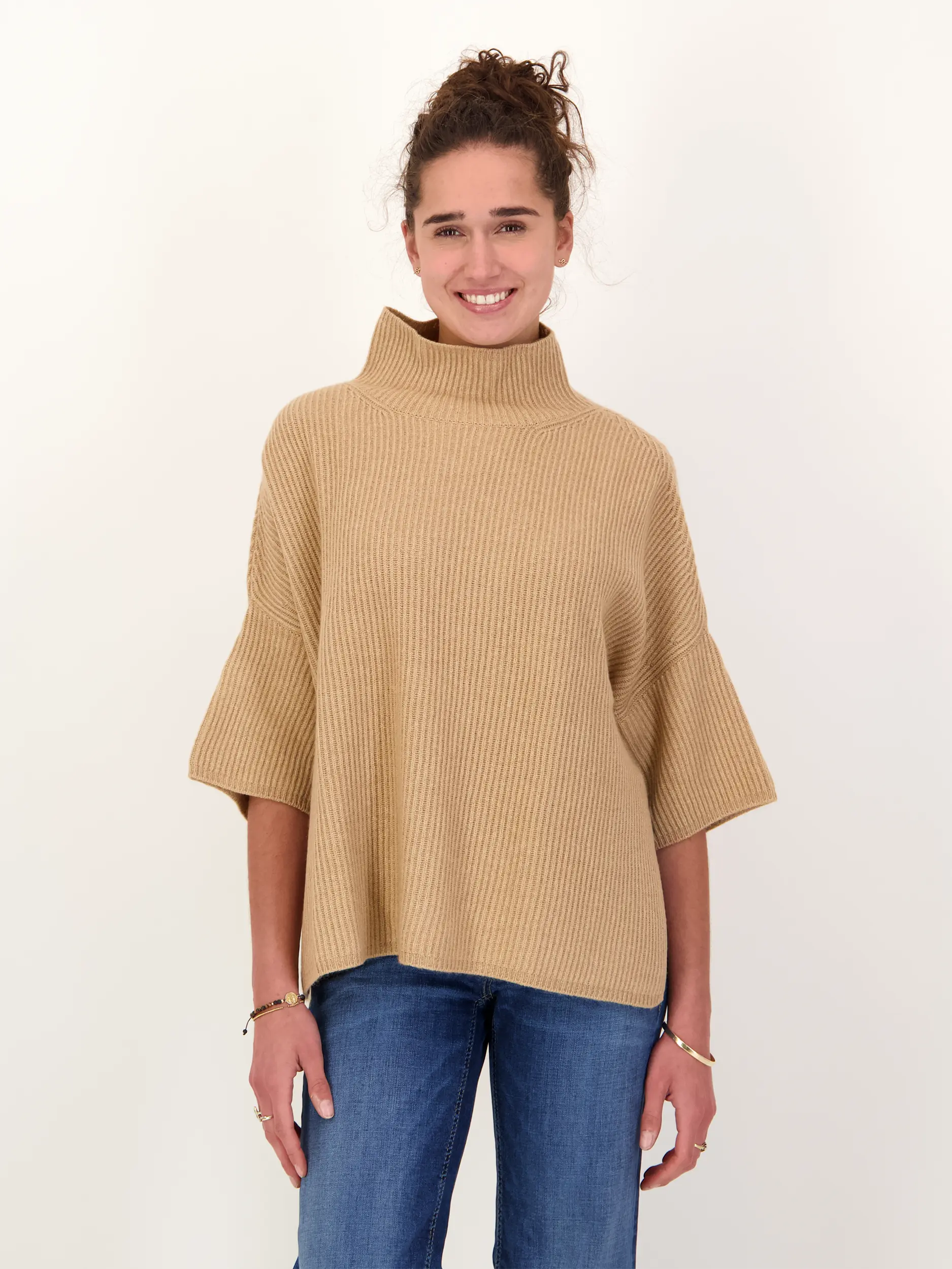Pullover aus Wolle 3/4-Arm - Artikel Vorderseite getragen von einem Modell - Farbe: Braun