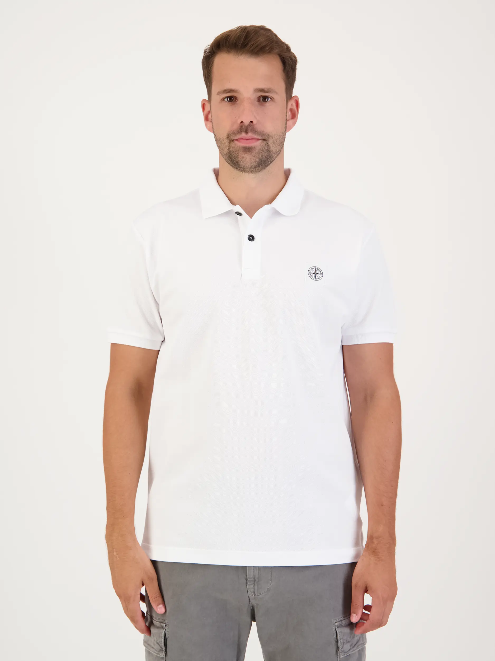 Poloshirt - Artikel Vorderseite getragen von einem Modell - Farbe: Weiß