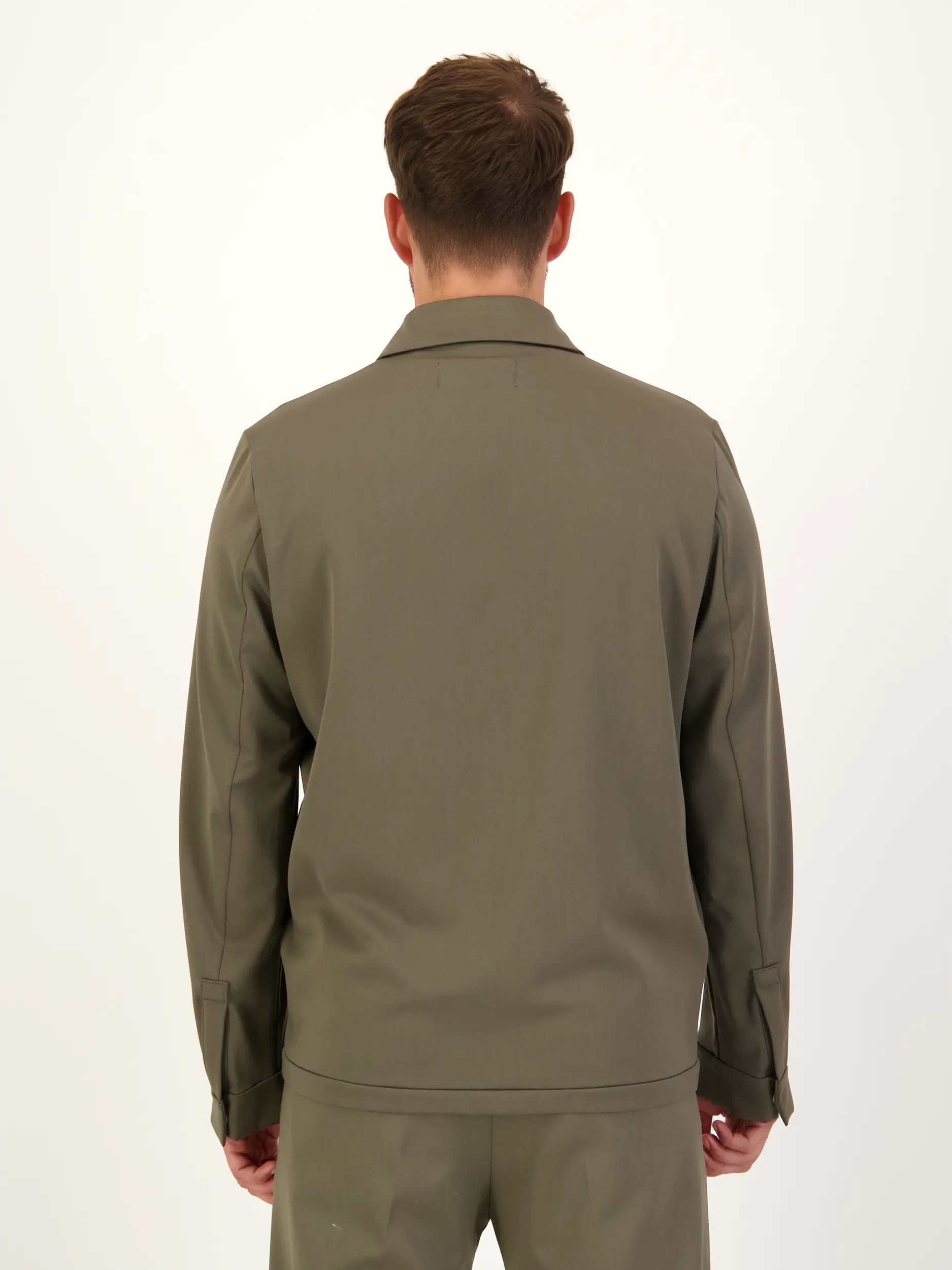 Blouson 'Nikano' - Artikel Rückseite getragen von einem Modell - Farbe: Grün