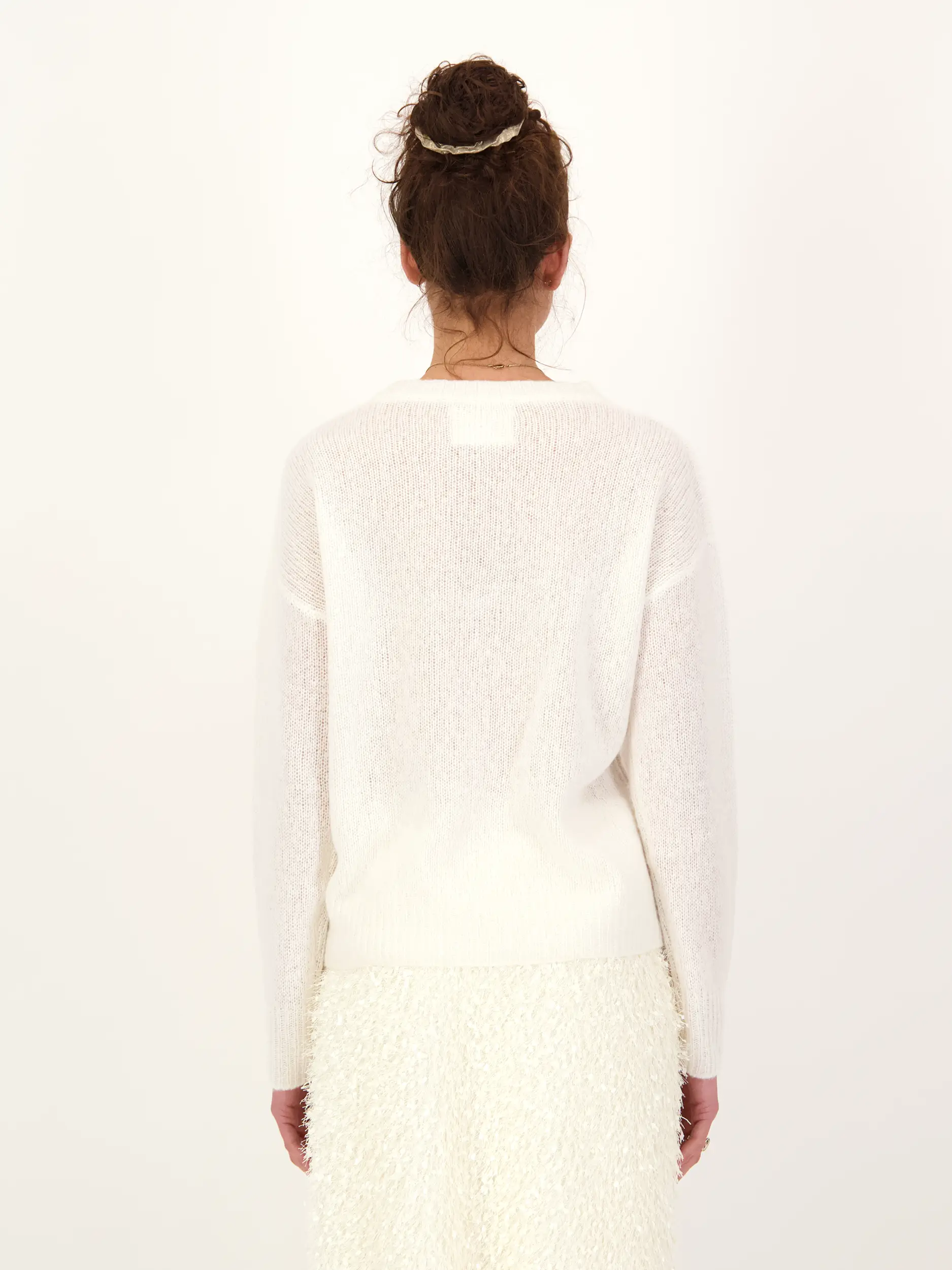 Pullover 'Lova' - Artikel Rückseite getragen von einem Modell - Farbe: Creme