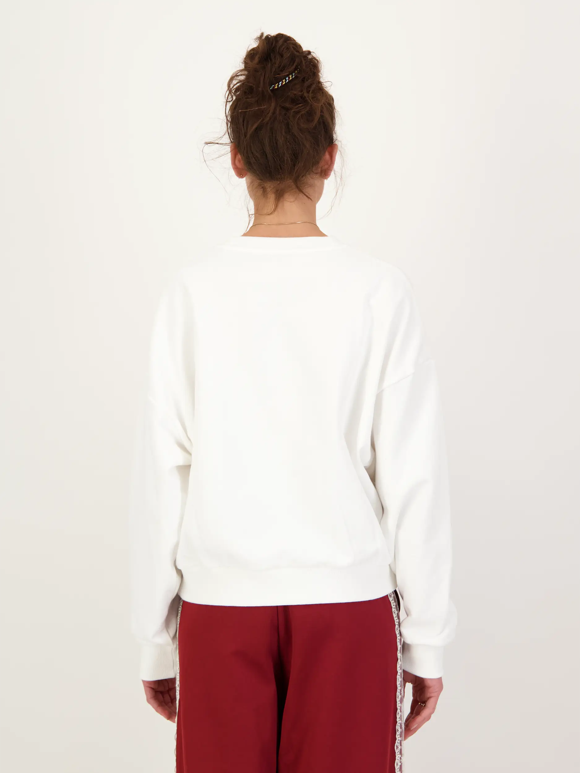 Sweatshirt 'Shine' - Artikel Rückseite getragen von einem Modell - Farbe: Weiß