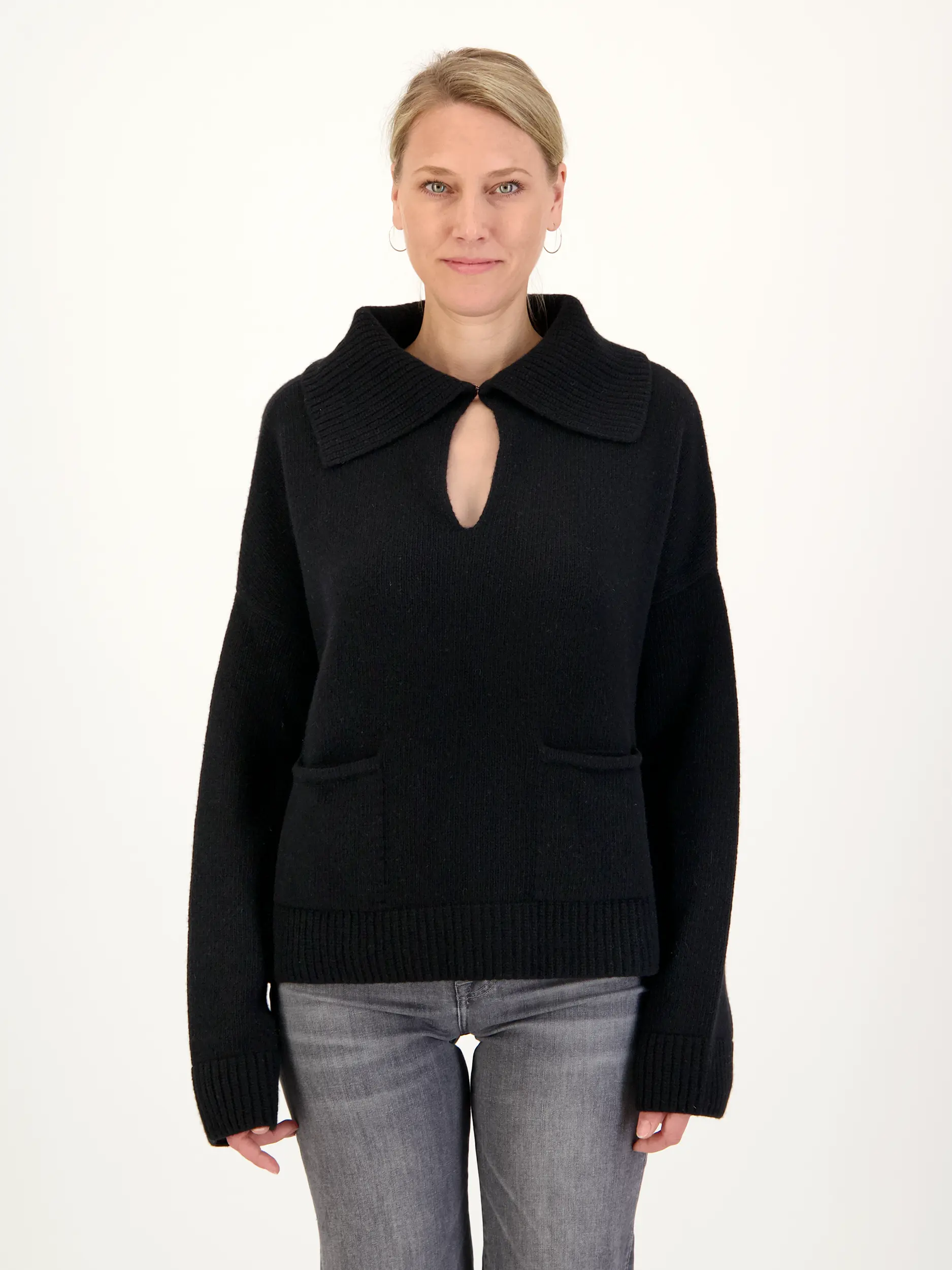 Pullover 'Valentine' aus Kaschmir-Mix langarm - Artikel Vorderseite getragen von einem Modell