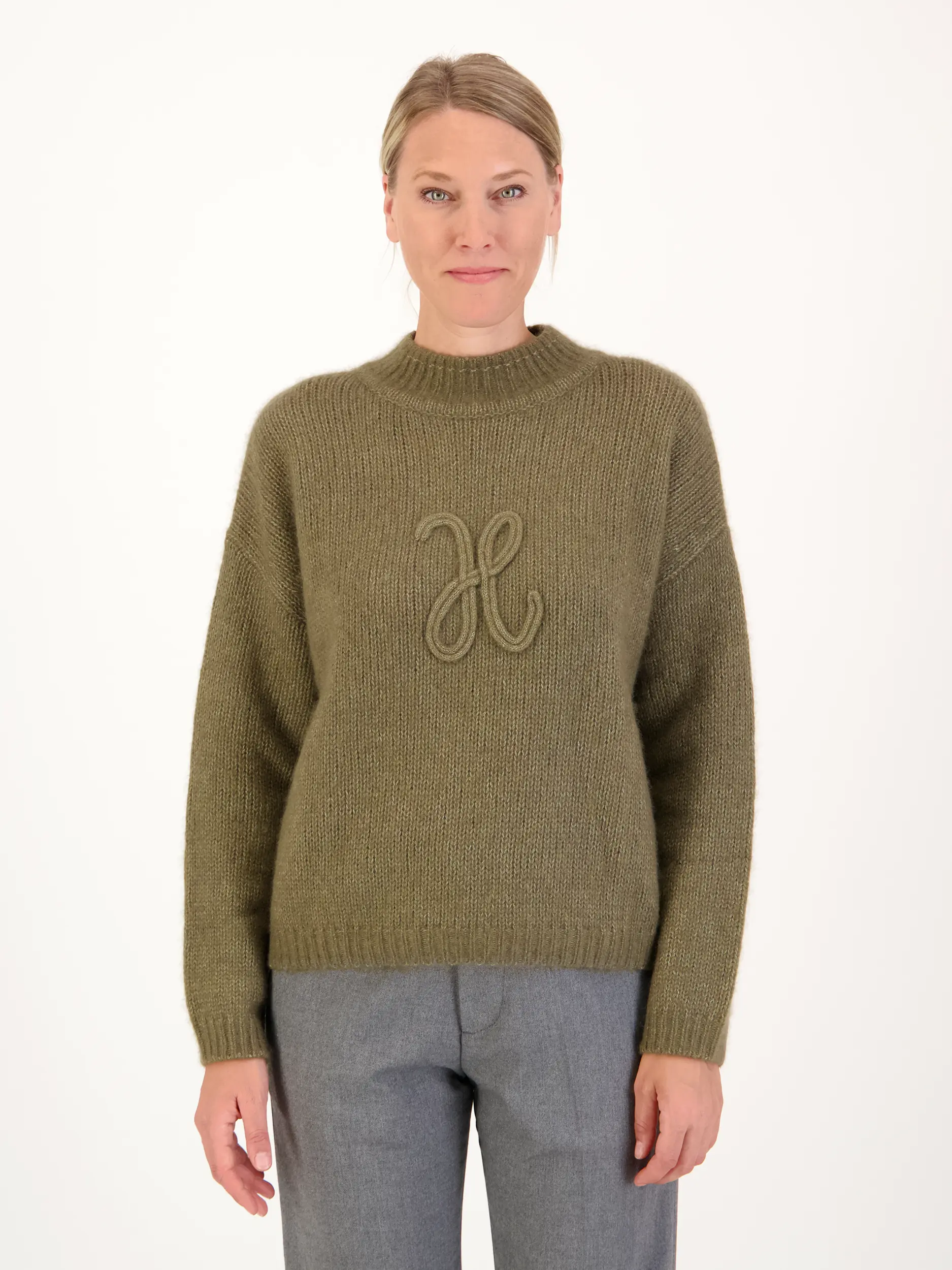 Pullover aus Kaschmir langarm - Artikel Vorderseite getragen von einem Modell - Farbe: Grün