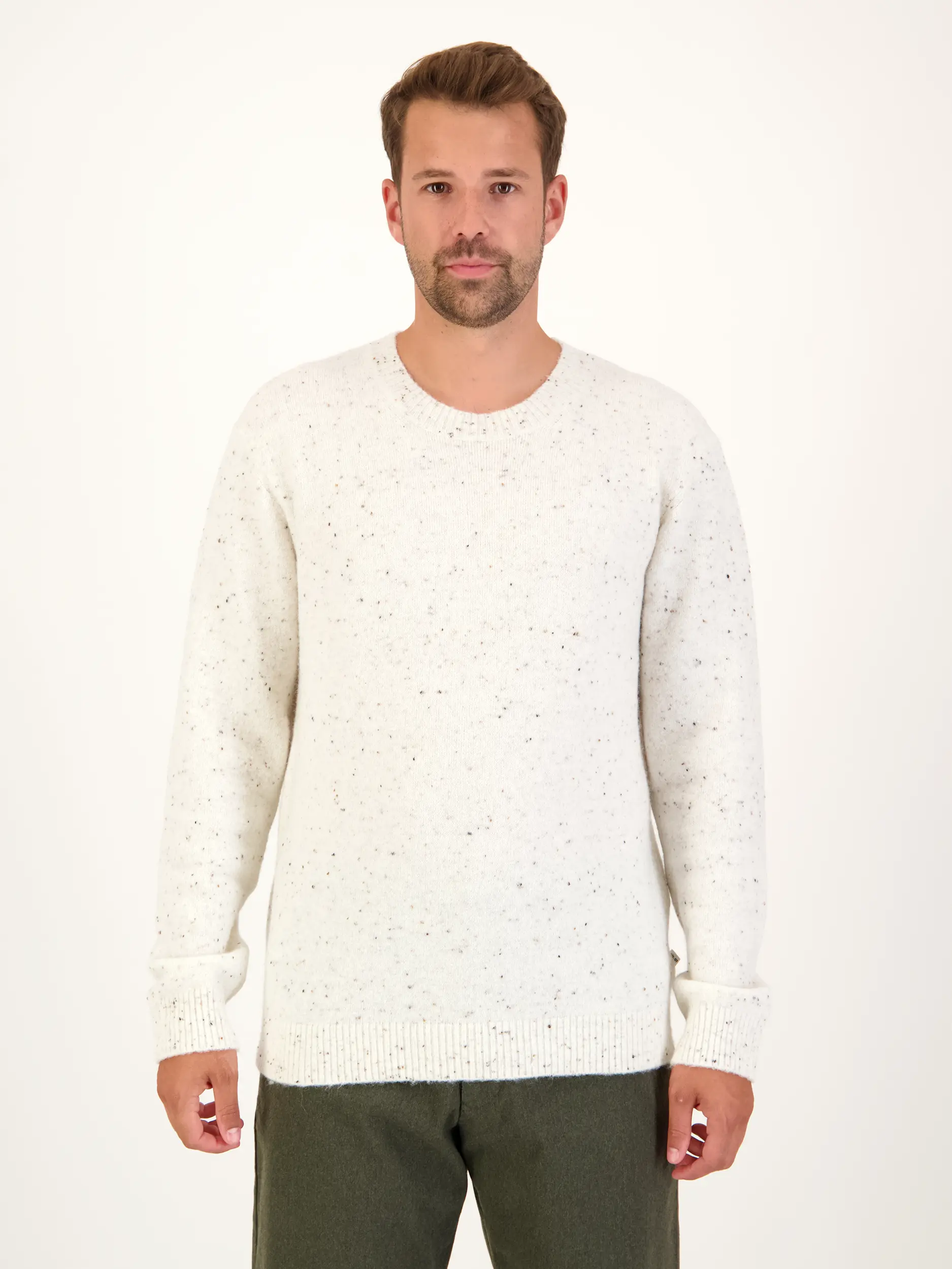 Gepunkteter Pullover 'Lee' aus Woll-Mix langarm - Artikel Vorderseite getragen von einem Modell - Farbe: Creme