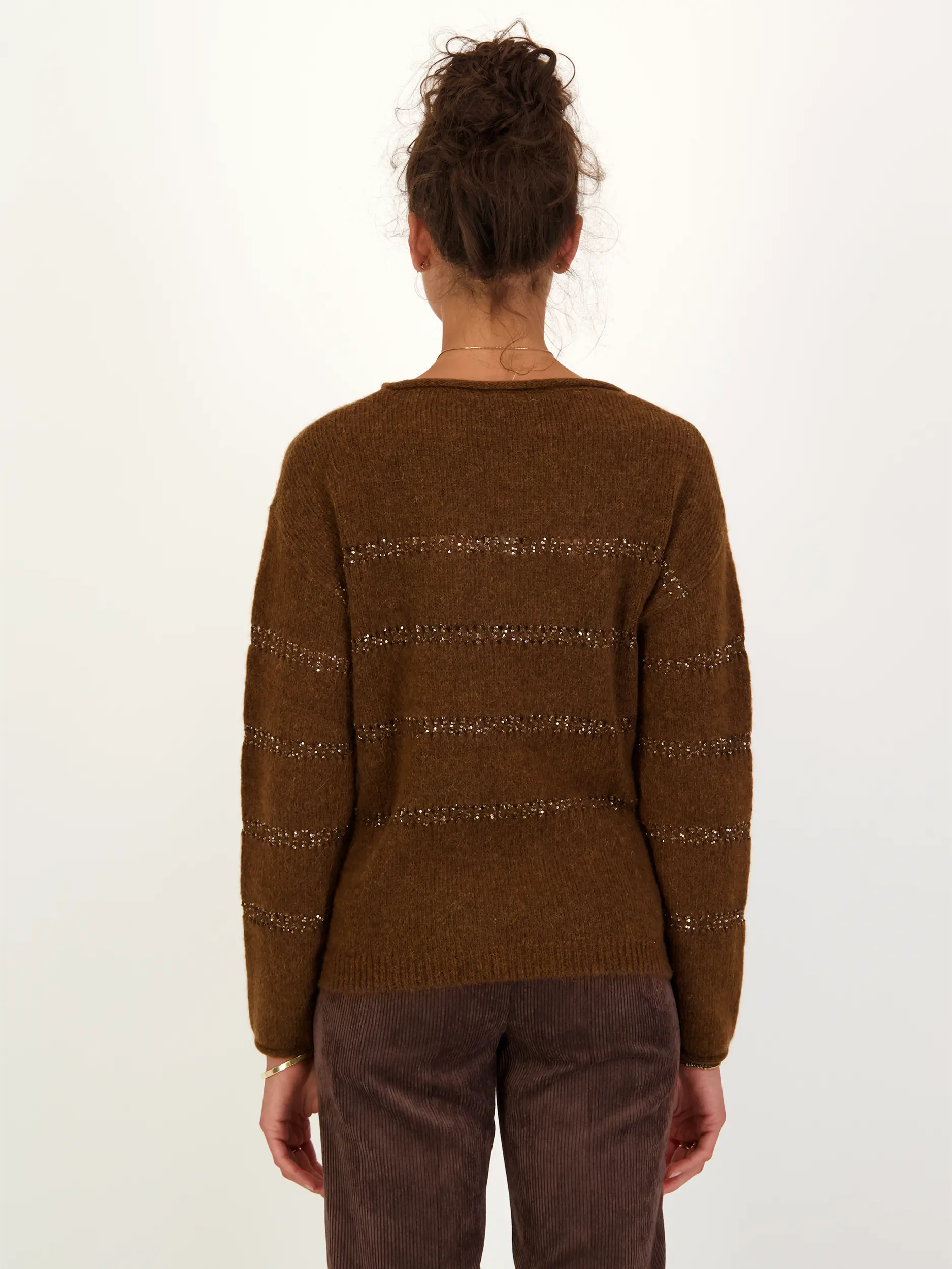 Pullover Woll-Mix langarm - Artikel Rückseite getragen von einem Modell - Farbe: Braun