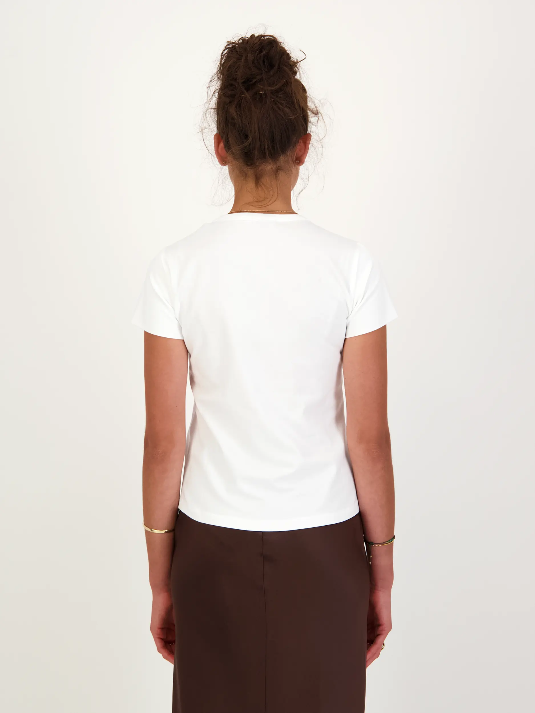 T-Shirt 'All Time Favorites' mit Print - Artikel Rückseite getragen von einem Modell - Farbe: Weiß