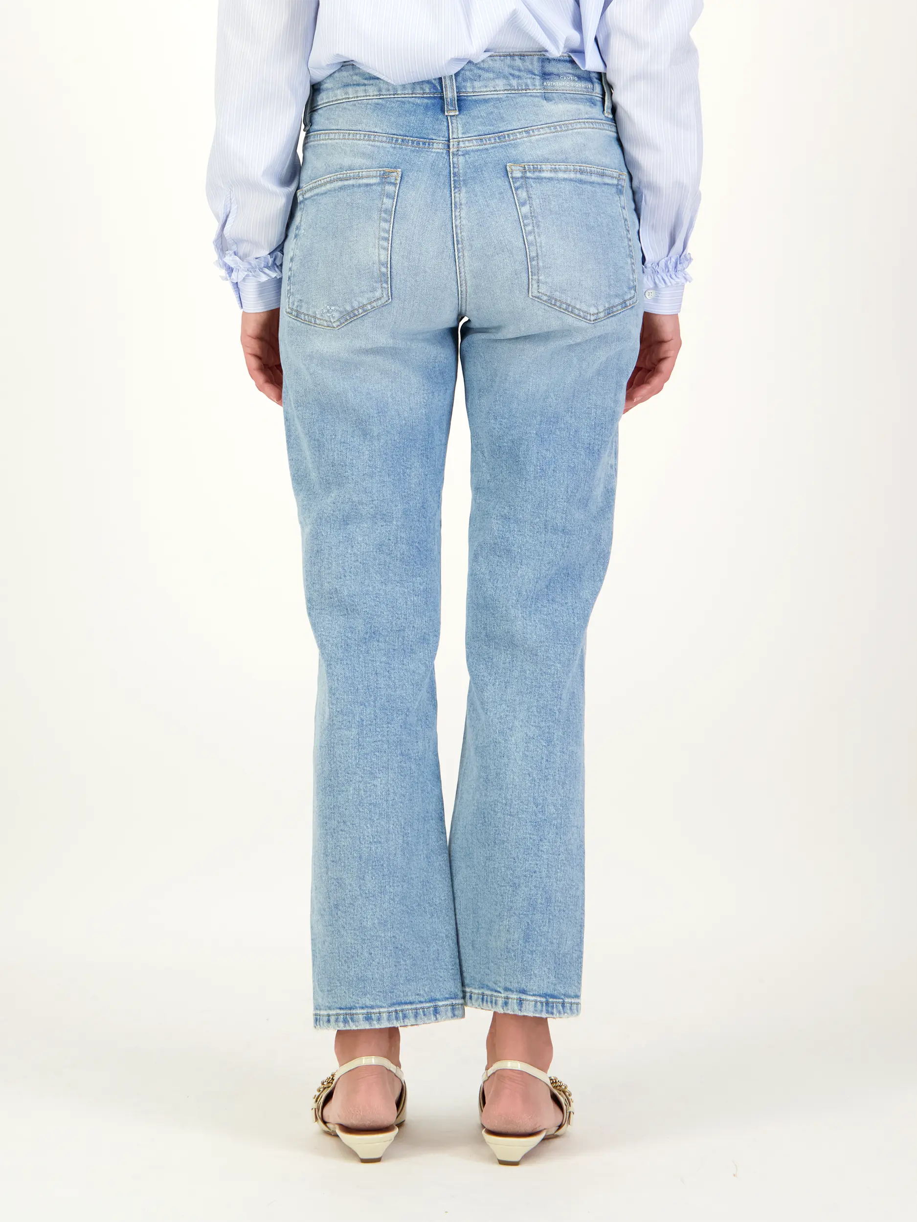 High Rise Straight Leg Cropped Jeans 'Gini' - Artikel Rückseite getragen von einem Modell