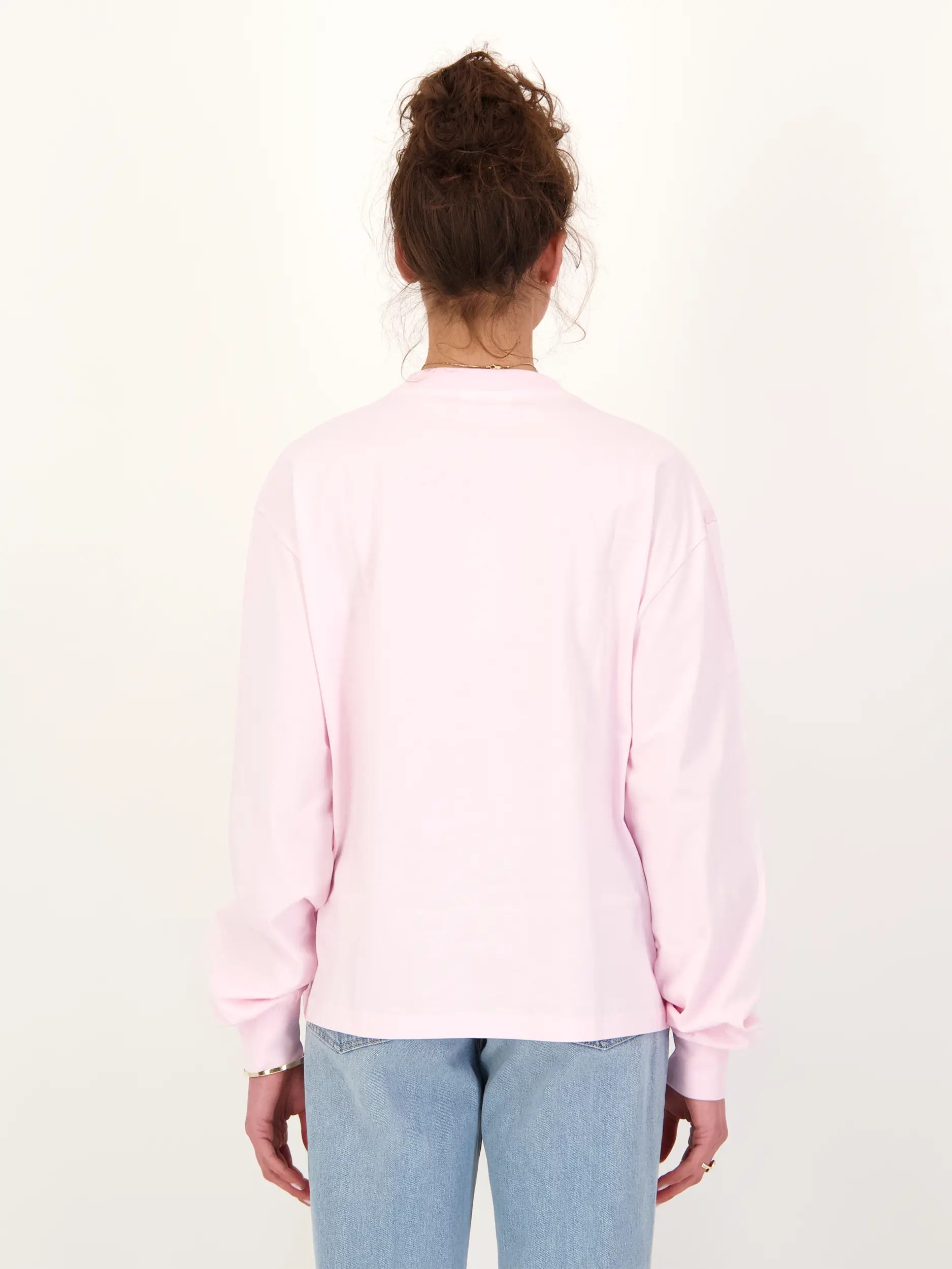 Shirt langarm - Artikel Rückseite getragen von einem Modell - Farbe: Rosa&Pink