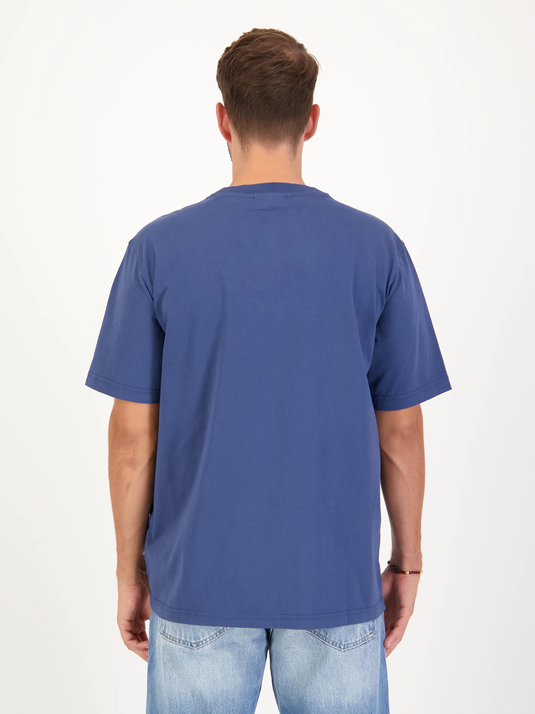T-Shirt 'Adam' - Artikel Rückseite getragen von einem Modell - Farbe: Blau