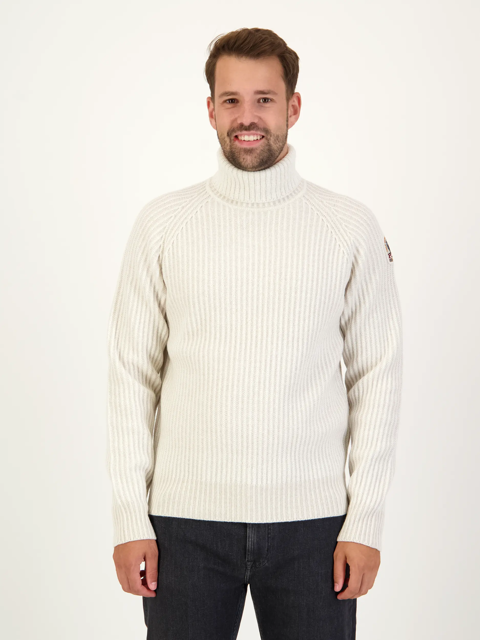 Rollkragenpullover 'Ettore' aus Merinowolle - Artikel Vorderseite getragen von einem Modell - Farbe: Creme