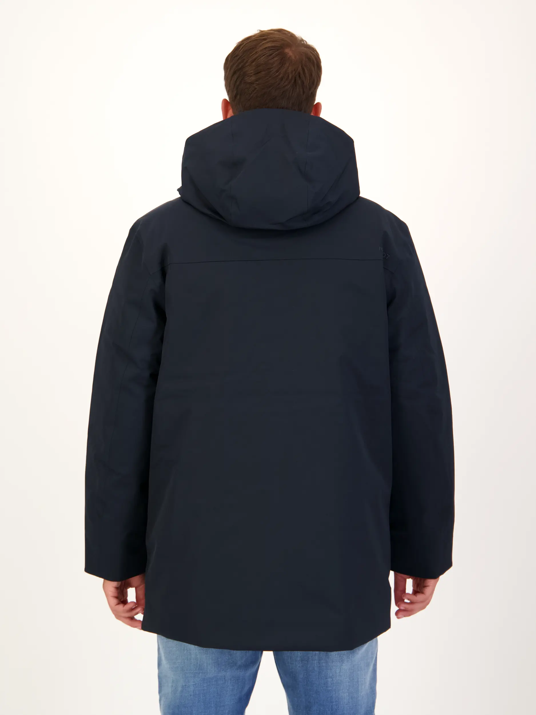 Wasserdichte Jacke 'Blakehood' - Artikel Rückseite getragen von einem Modell - Farbe: Blau
