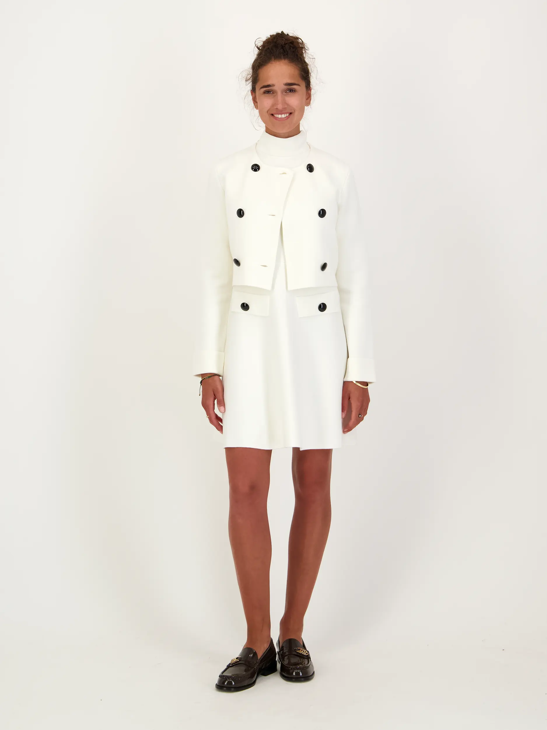 Wolljacke 'Sharp ambition' - Artikel Teil eines Outfits getragen von einem Modell - Farbe: Creme