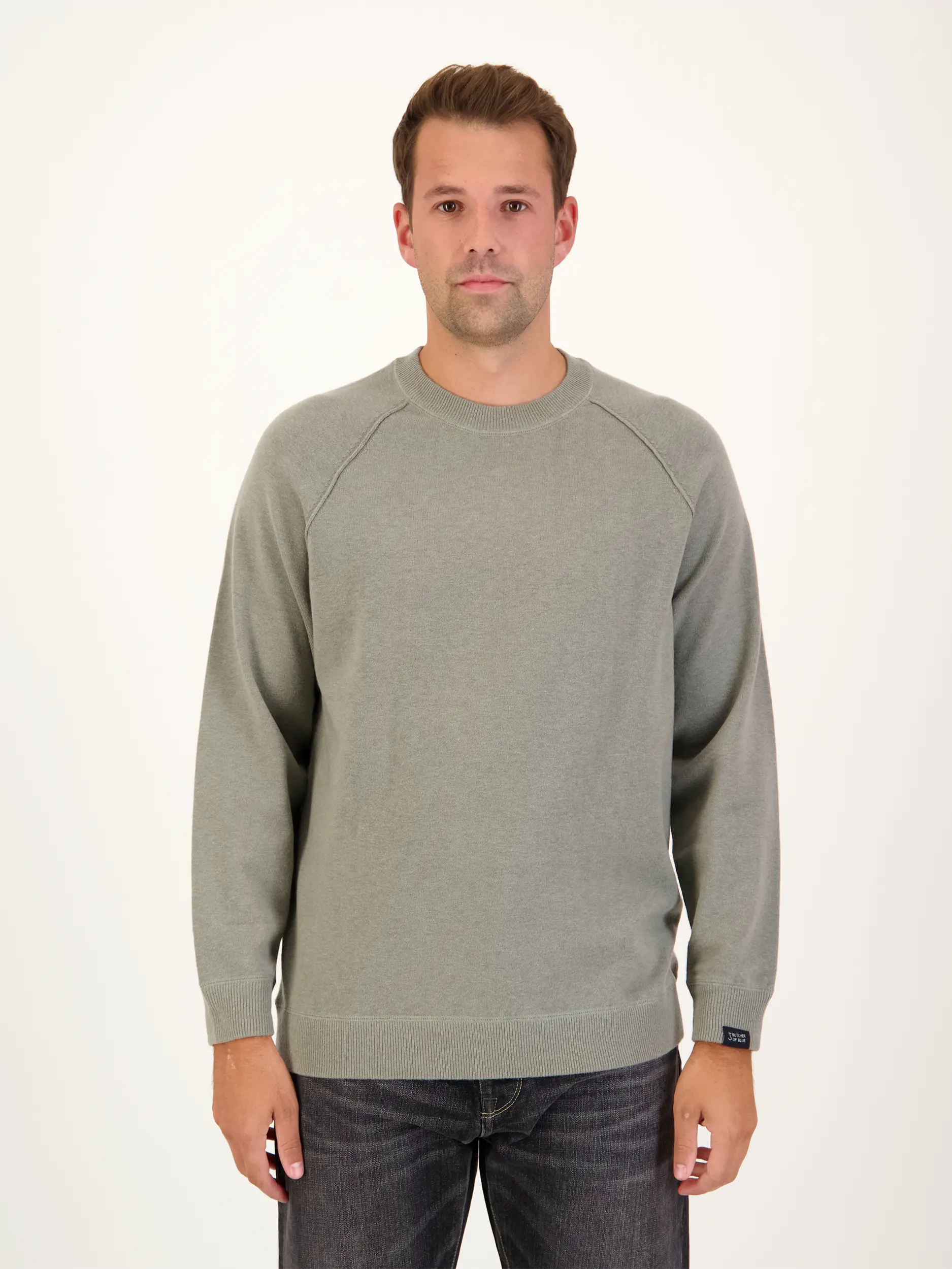 Pullover 'Clifden' aus Woll-Mix langarm - Artikel Vorderseite getragen von einem Modell - Farbe: Grün