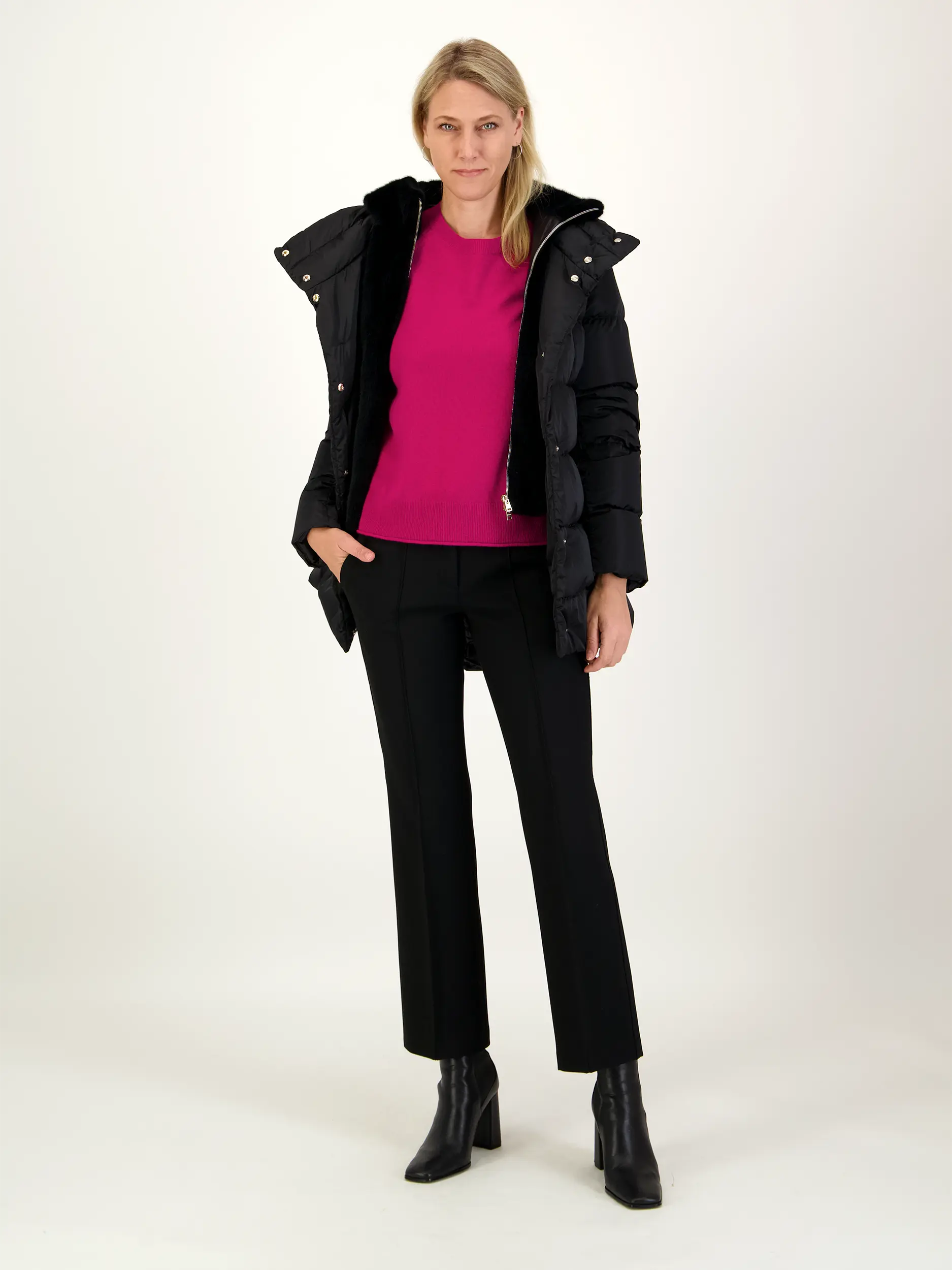 Pullover aus Kaschmir 3/4-Arm - Artikel Teil eines Outfits getragen von einem Modell