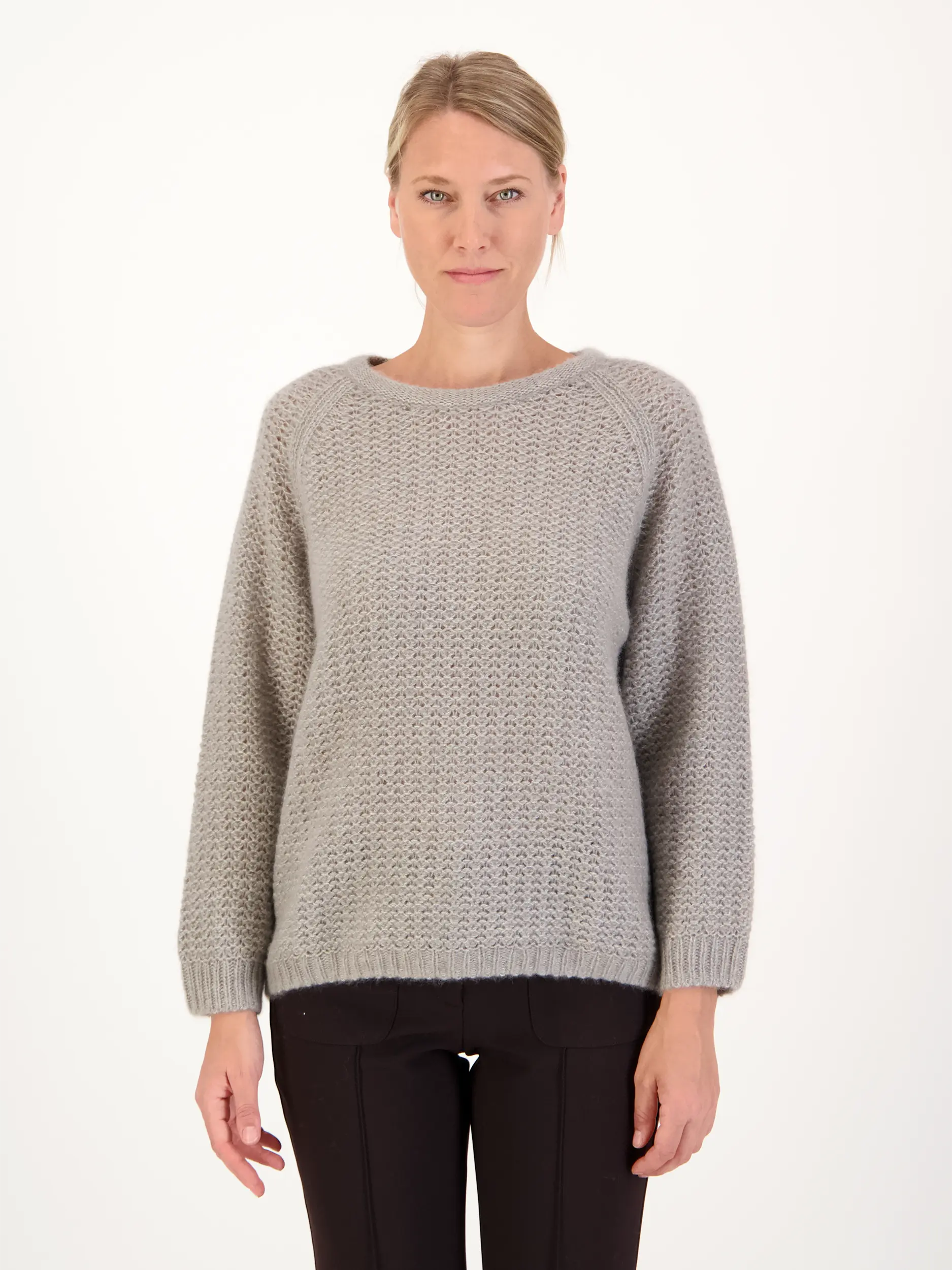 Pullover aus Kaschmir langarm - Artikel Vorderseite getragen von einem Modell - Farbe: Grün