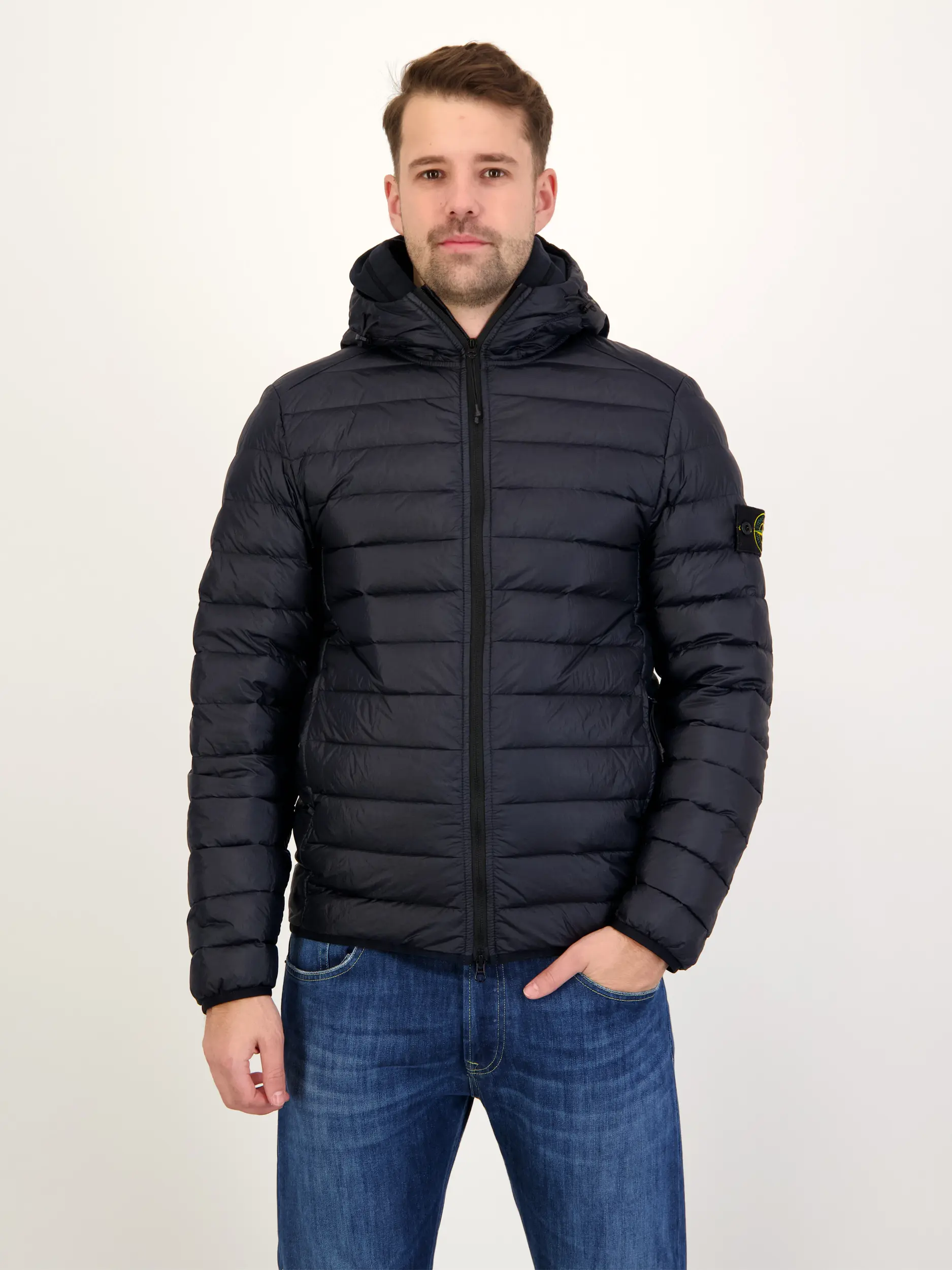 Jacke - Artikel Vorderseite getragen von einem Modell - Farbe: Blau