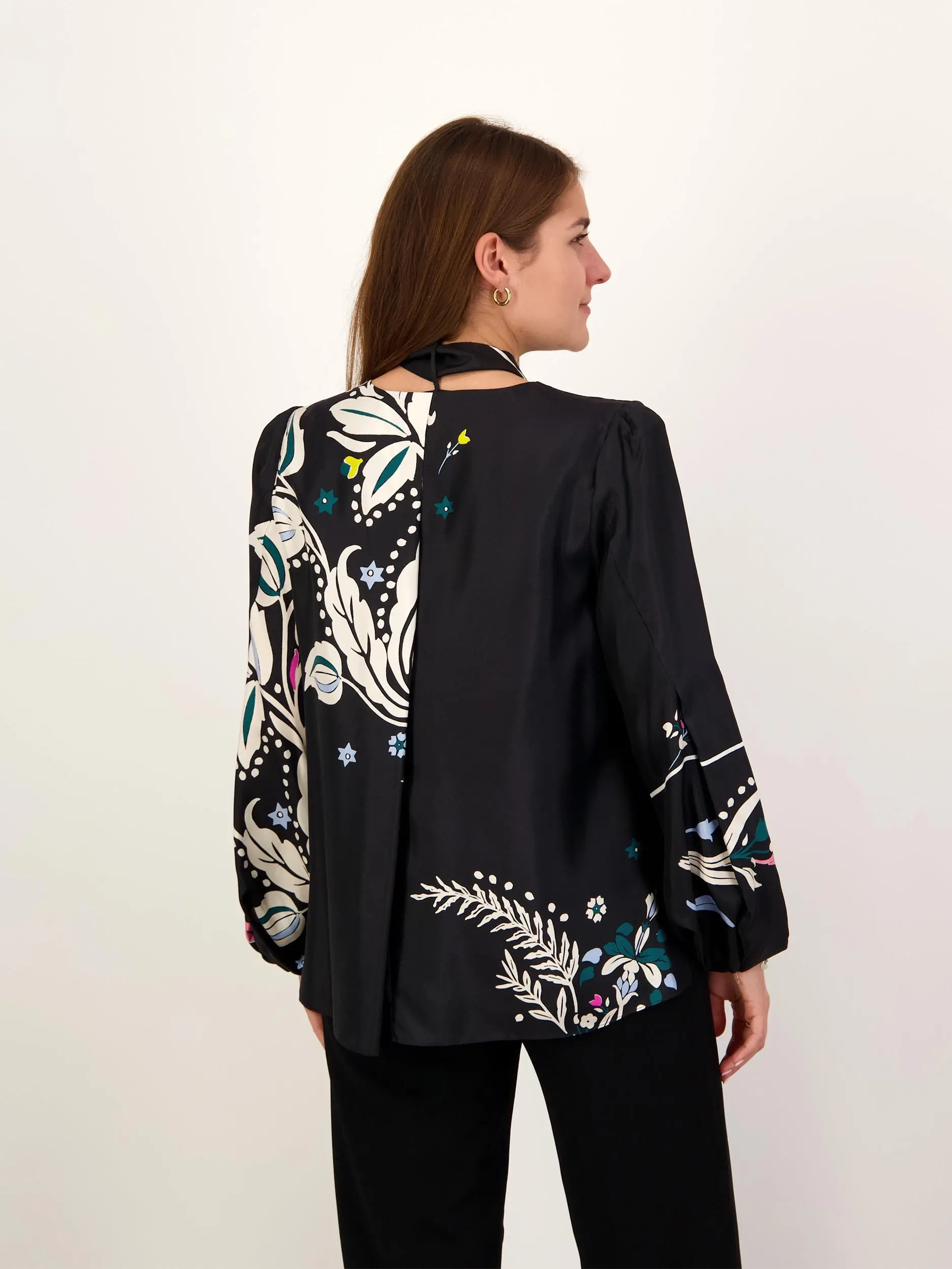 Bluse - Artikelansicht - Farbe: Schwarz