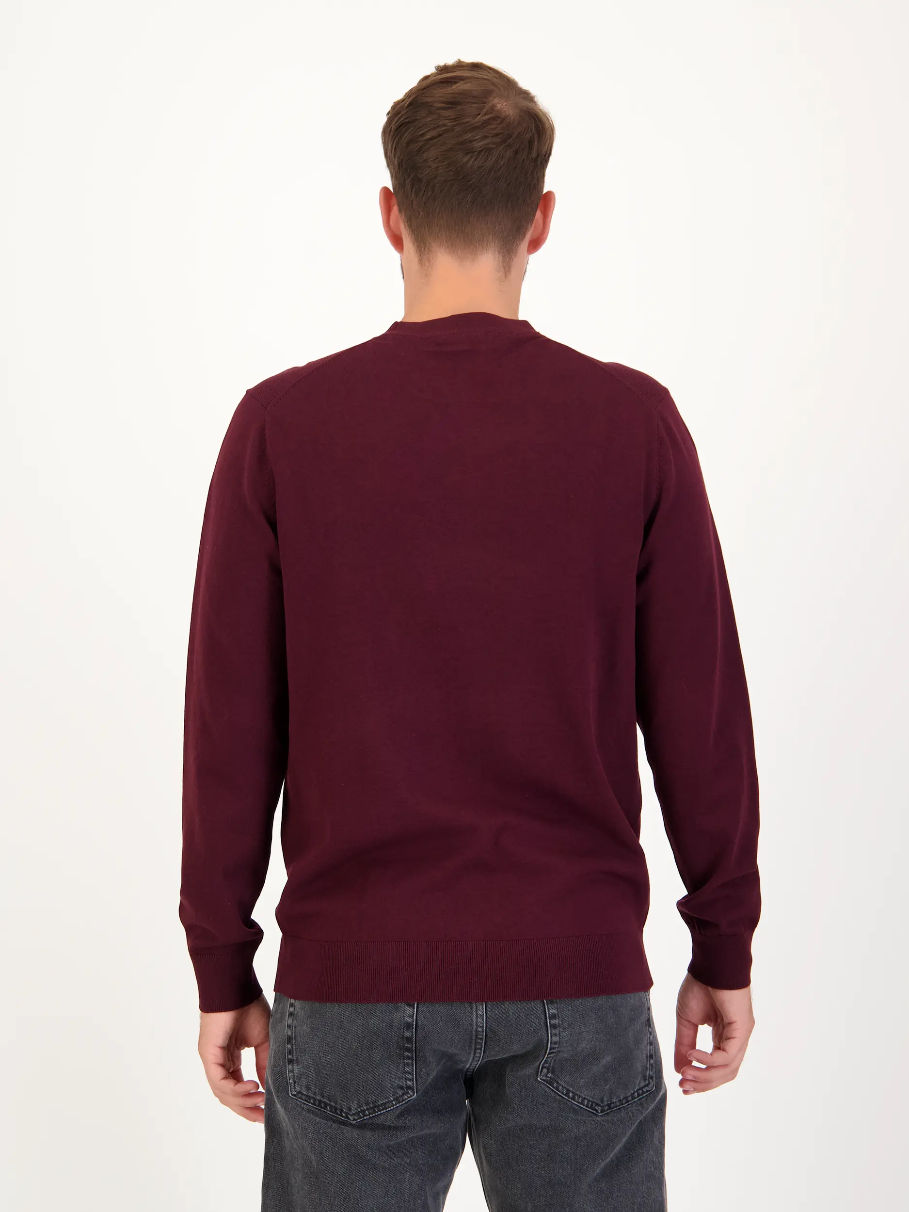 Pullover - Artikel Rückseite getragen von einem Modell - Farbe: Rot