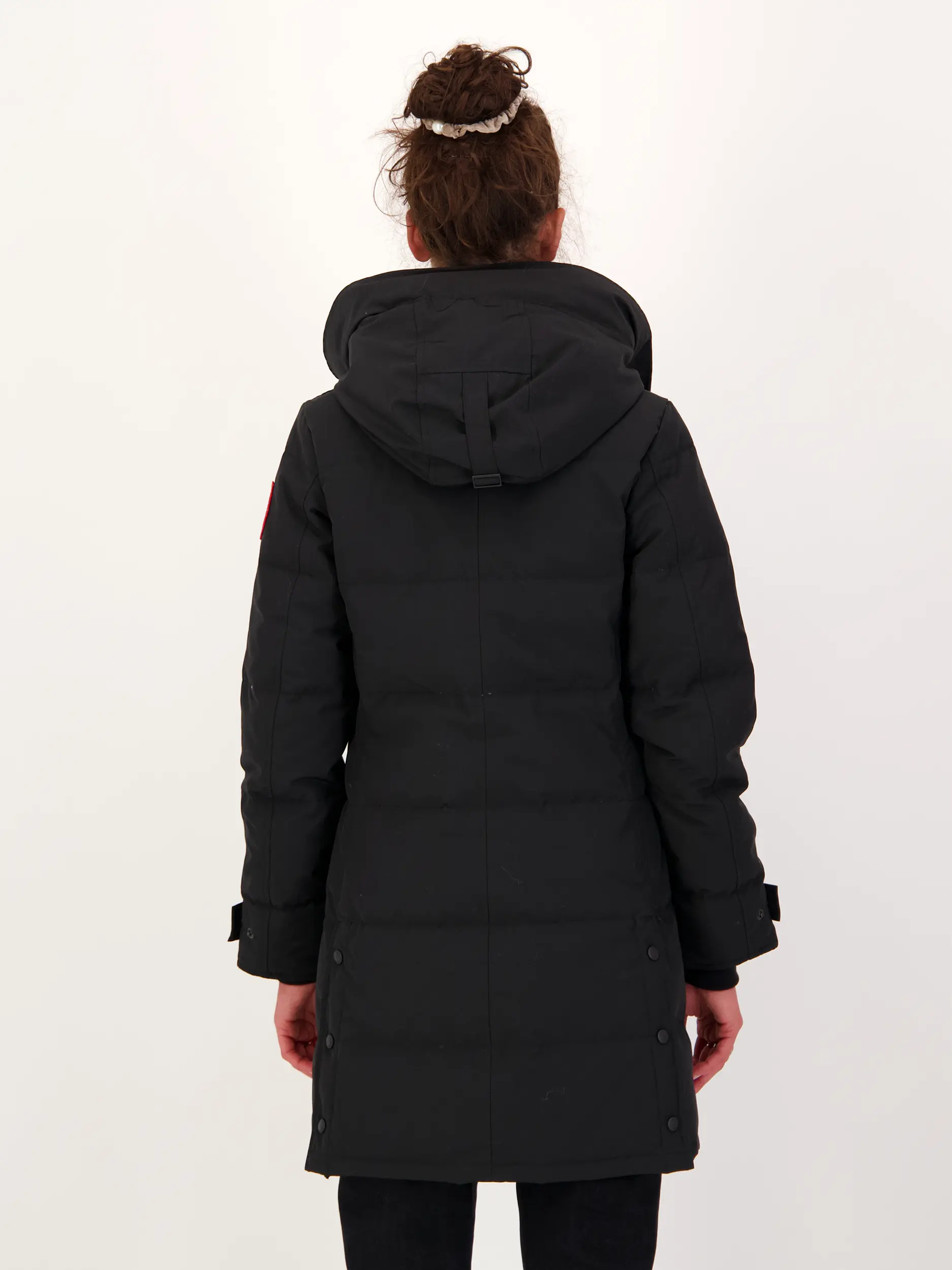 Kurzmantel 'Shelburne Parka' - Artikel Rückseite getragen von einem Modell - Farbe: Schwarz