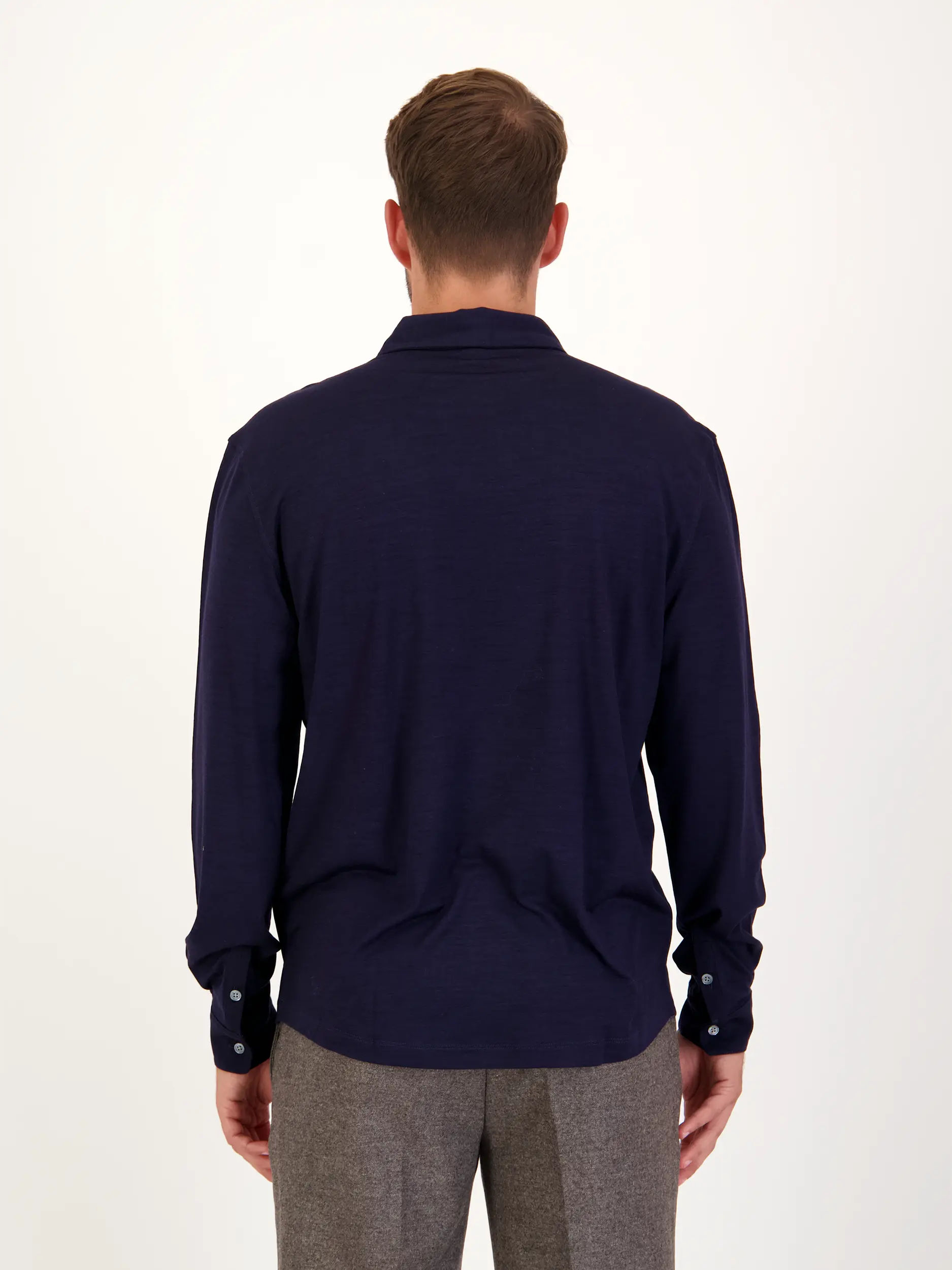 Poloshirt langarm aus Woll-Mix - Artikel Rückseite getragen von einem Modell - Farbe: Blau