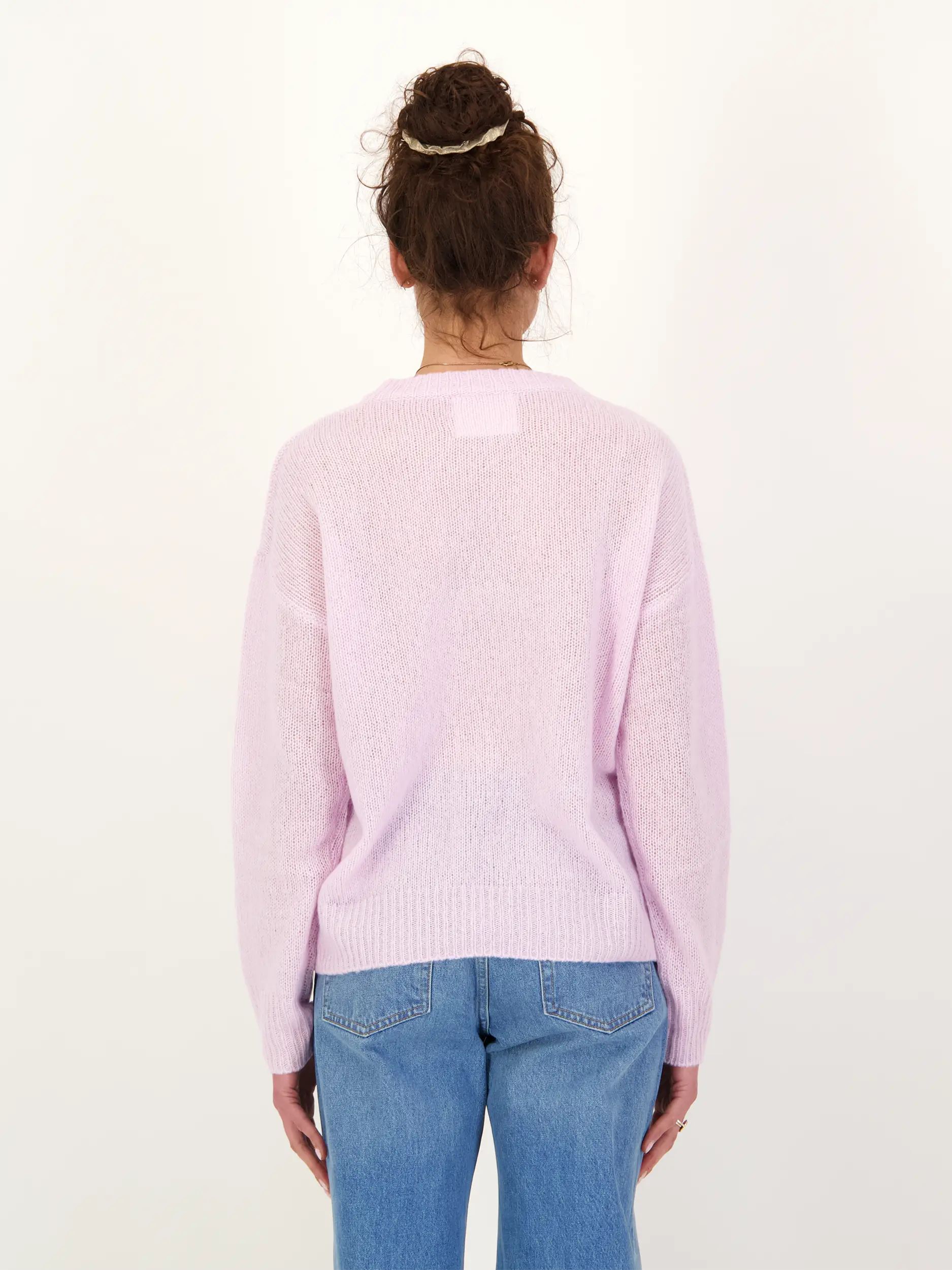 Pullover 'Lova' - Artikel Rückseite getragen von einem Modell - Farbe: Rosa&Pink