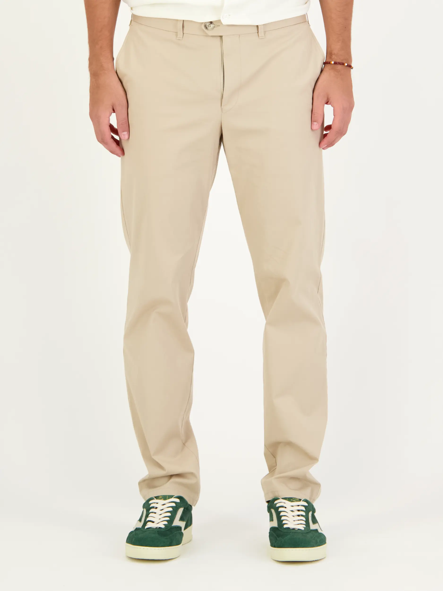 Hose - Artikel Vorderseite getragen von einem Modell - Farbe: Braun