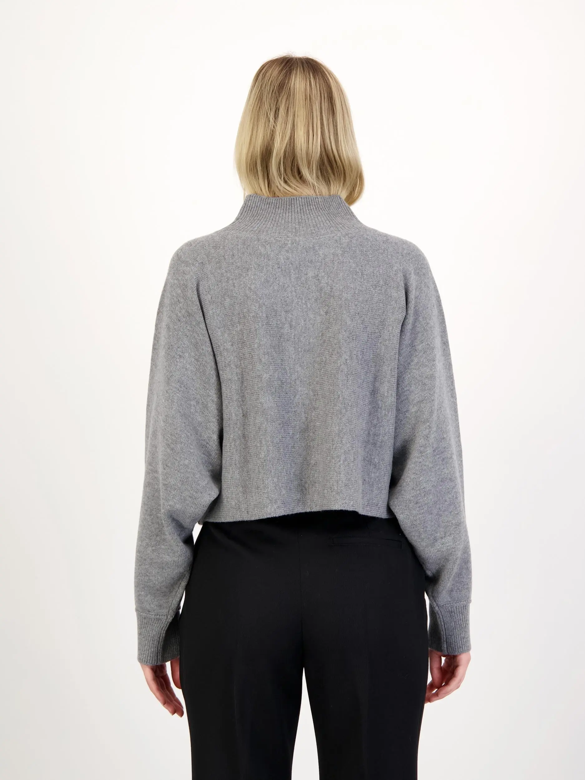 Pullover - Artikelansicht - Farbe: Grau