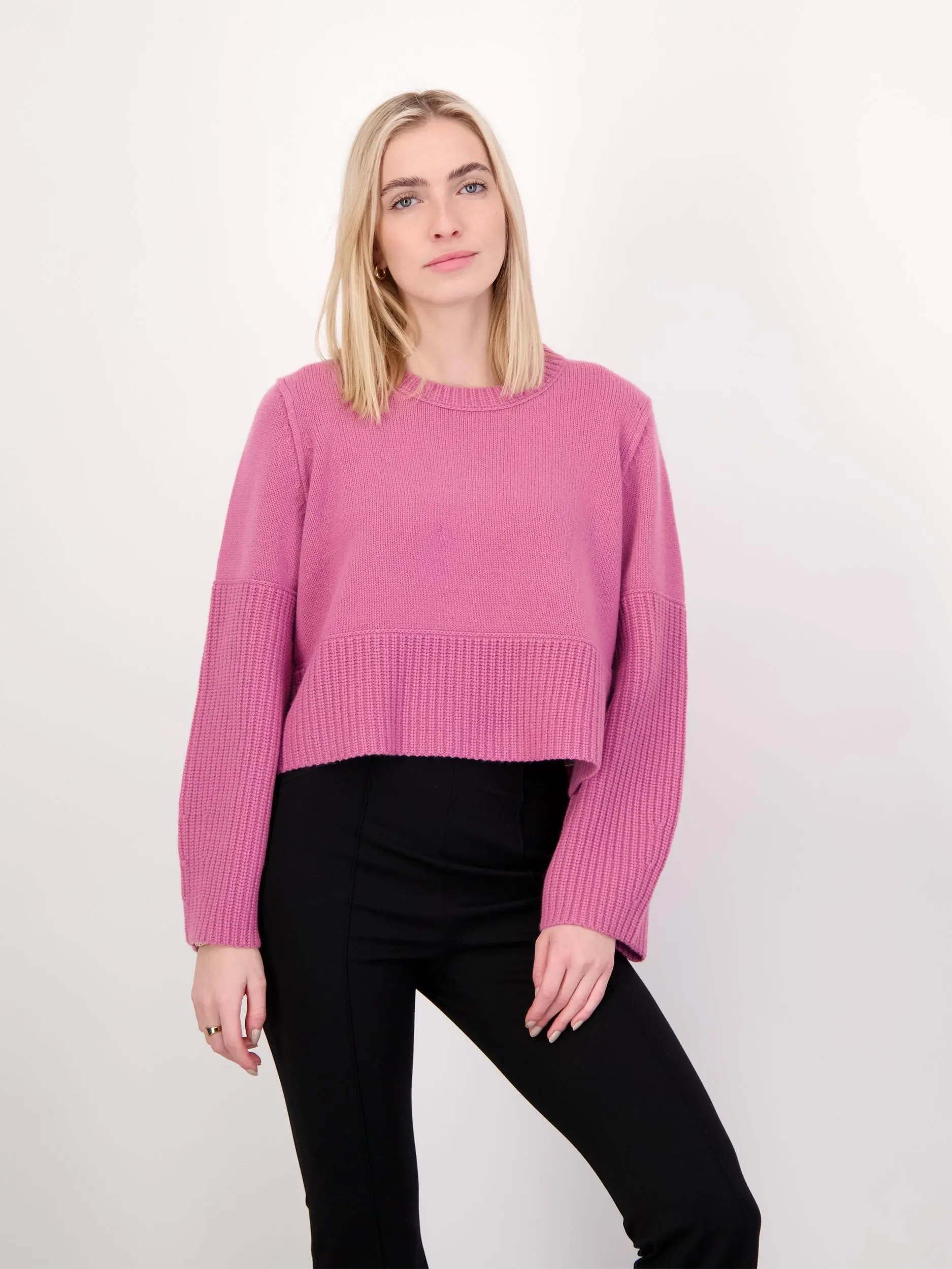 Pullover 'Delicate Statement' aus Woll-Mix kurzarm - Artikelansicht - Farbe: Rosa & Pink