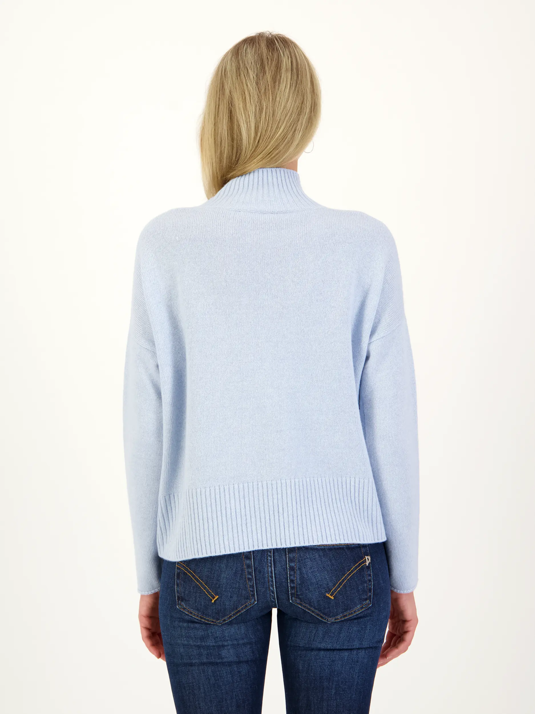 Oversized Pullover aus Woll-Mix langarm - Artikel Rückseite getragen von einem Modell