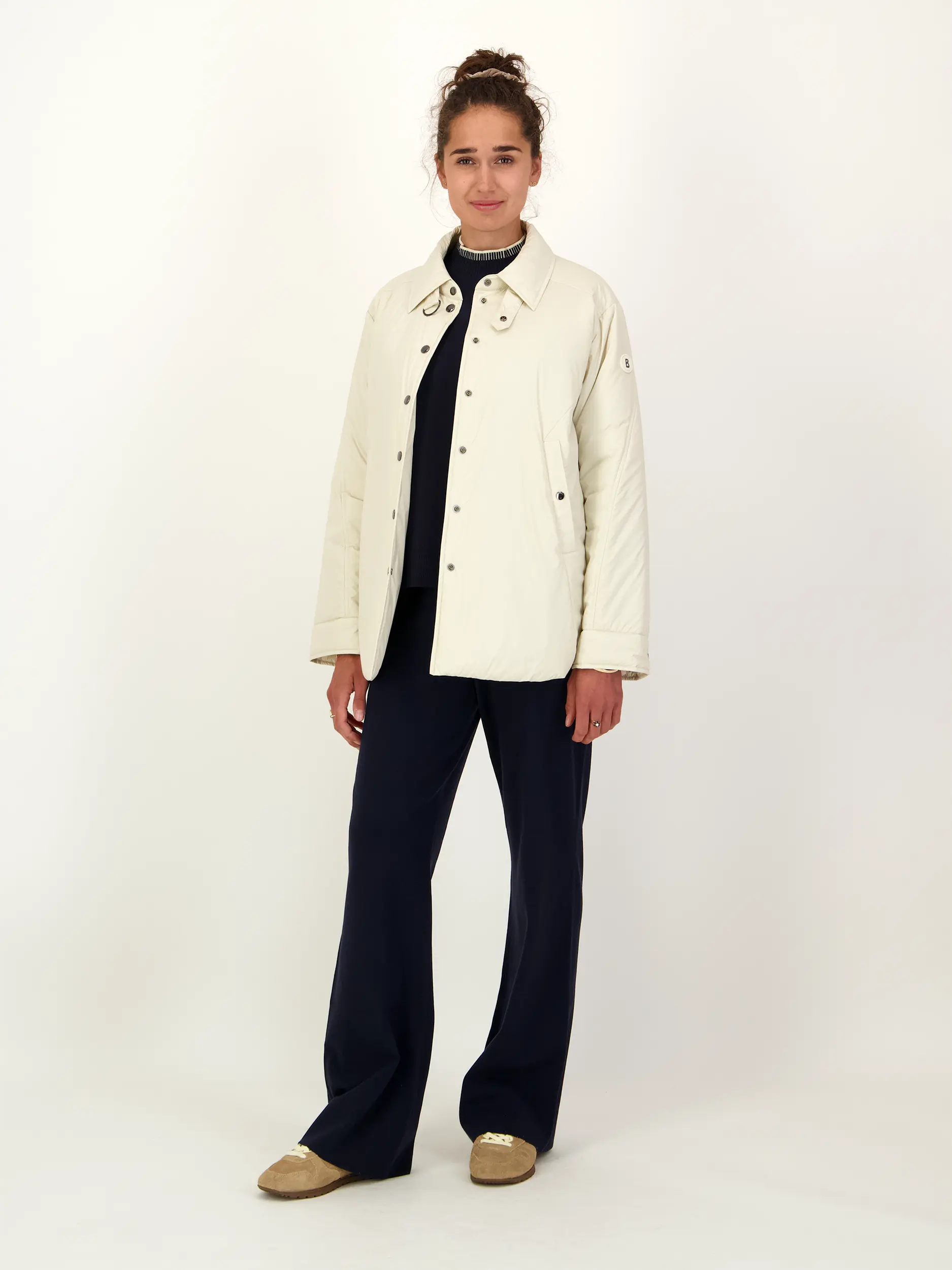 Jacke 'Imody' - Artikel Teil eines Outfits getragen von einem Modell